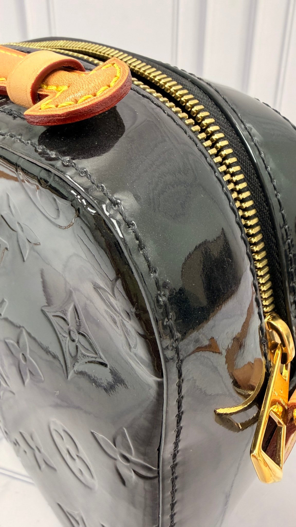Louis Vuitton Black Vernis Santa Monica Camera Bag