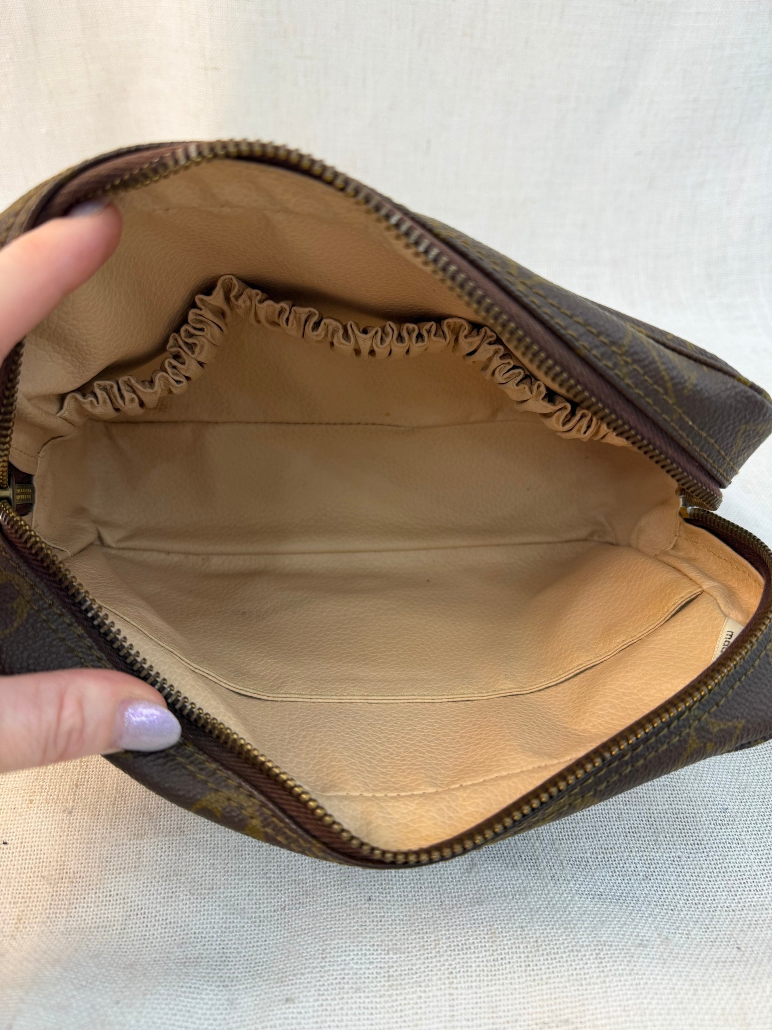 Louis Vuitton Monogram Trousse Toilette 23 Pouch