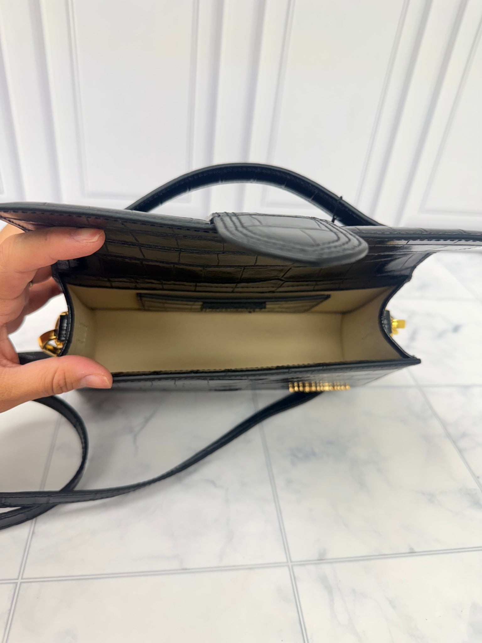 BRAND NEW - Jacquemus Black Croc Embossed Leather Le Grand Bambino 2Way Handbag