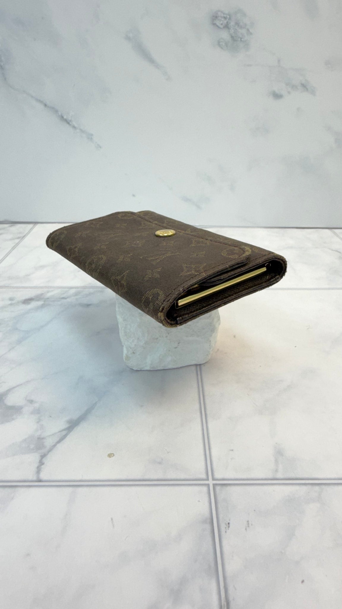 Louis Vuitton Monogram Canvas Trifold Key Holder