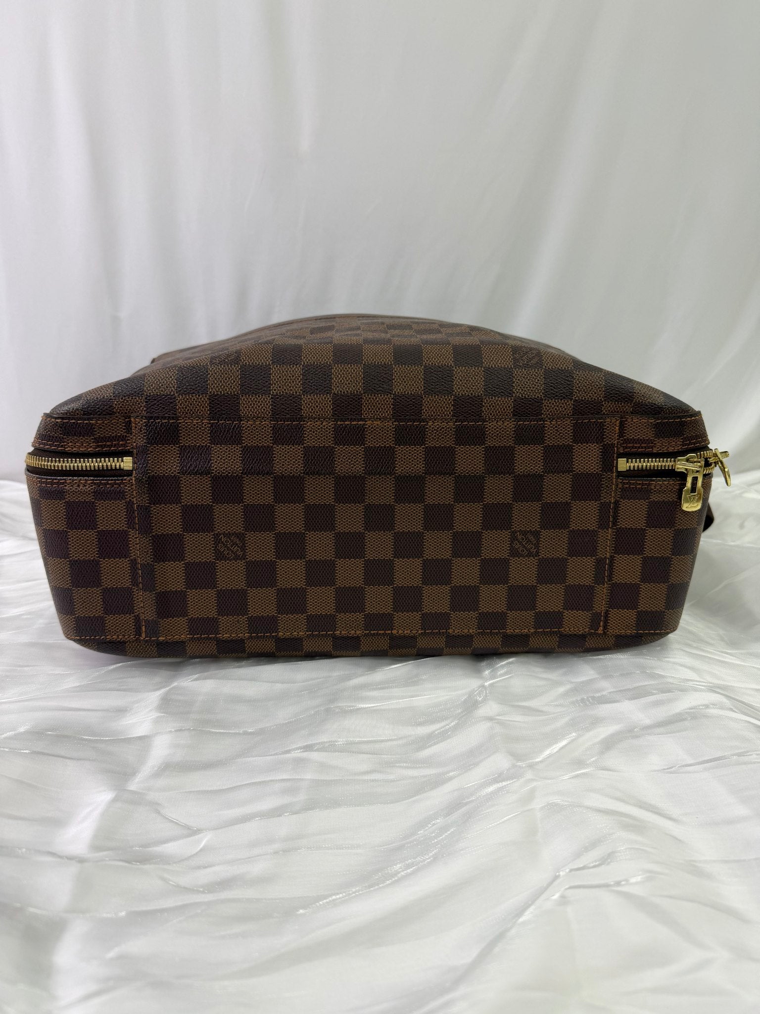 Louis Vuitton Damier Ebene Dorsoduro Bag