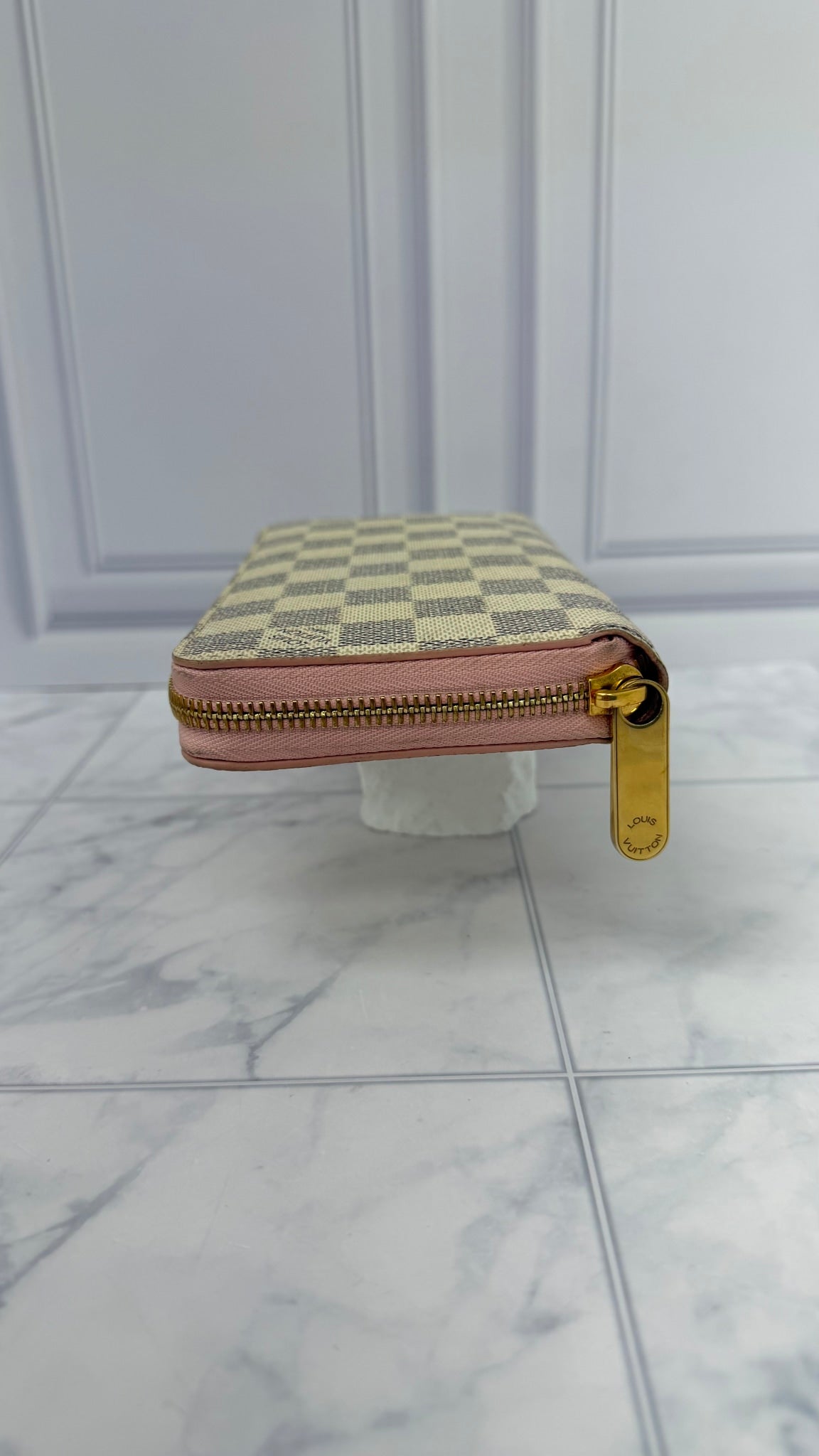 Louis Vuitton Damier Azur Rose Ballerine Zippy Wallet 