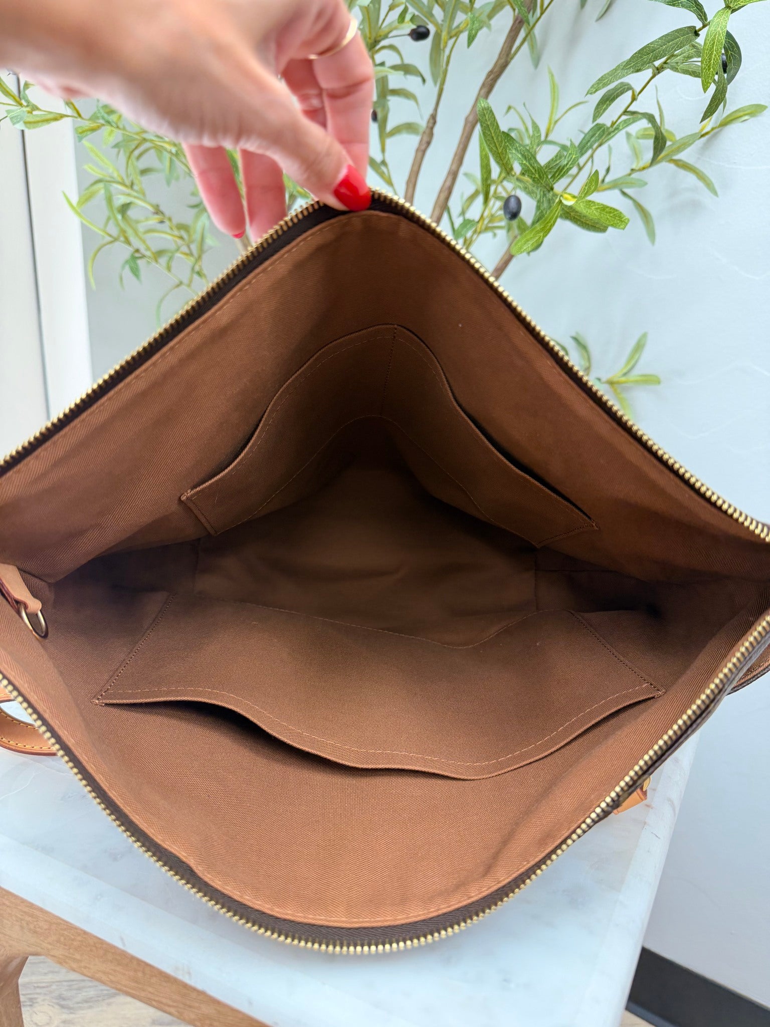 Louis Vuitton Monogram Totally MM