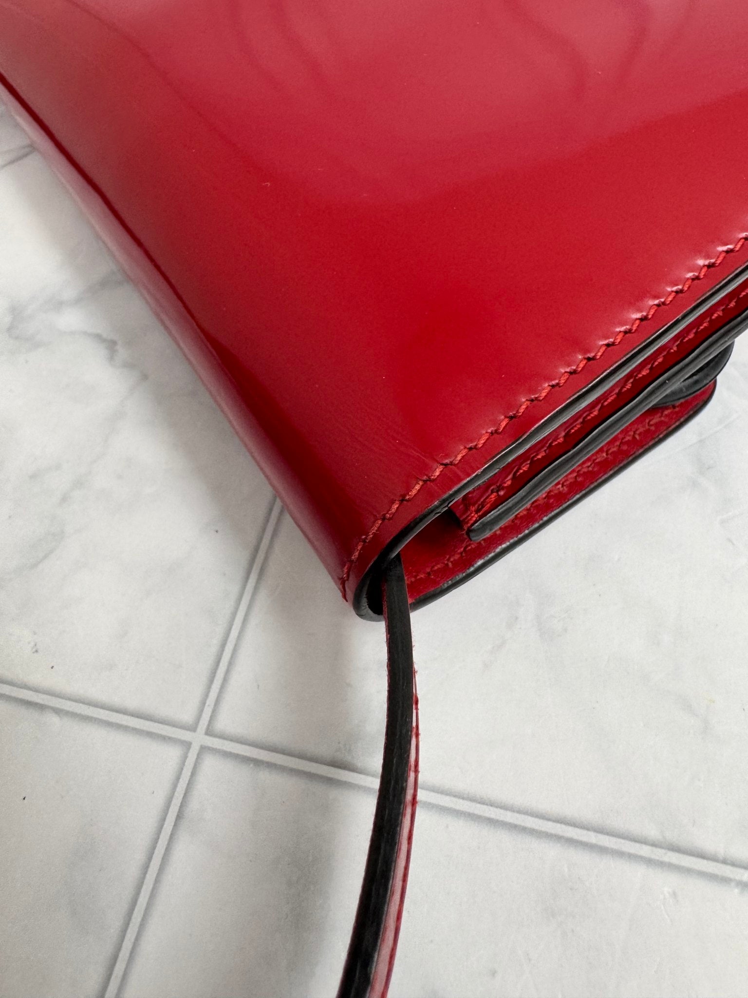 Gucci Red Patent Leather Interlocking G Wallet on Chain