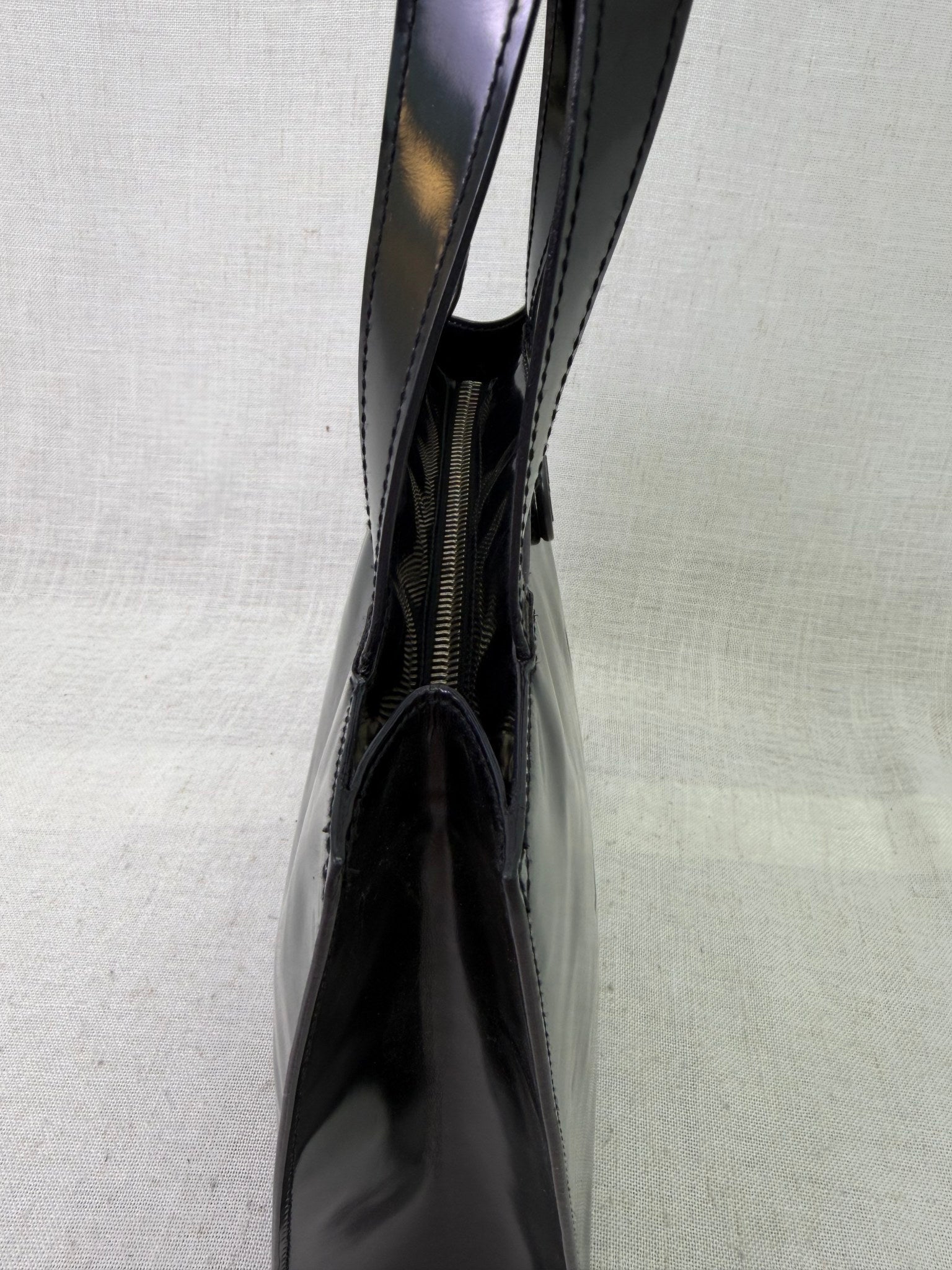 Chanel Vintage Black Patent Leather CC Shoulder Tote