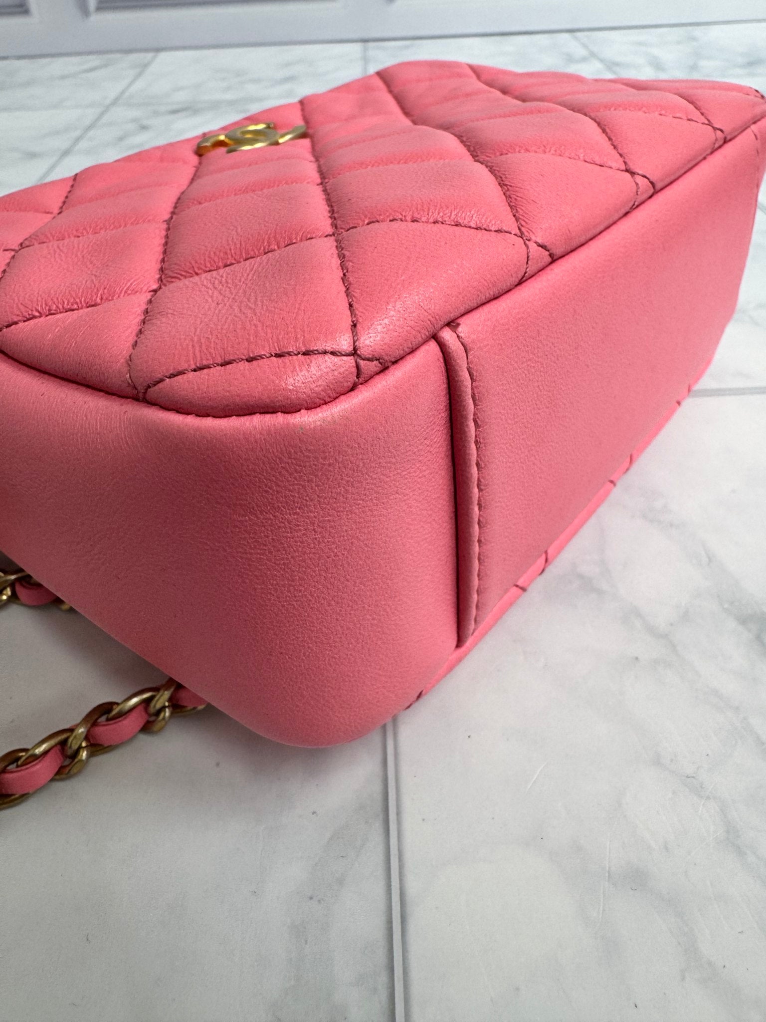 Chanel Pink Quilted Leather Pearl Crush Camera Bag