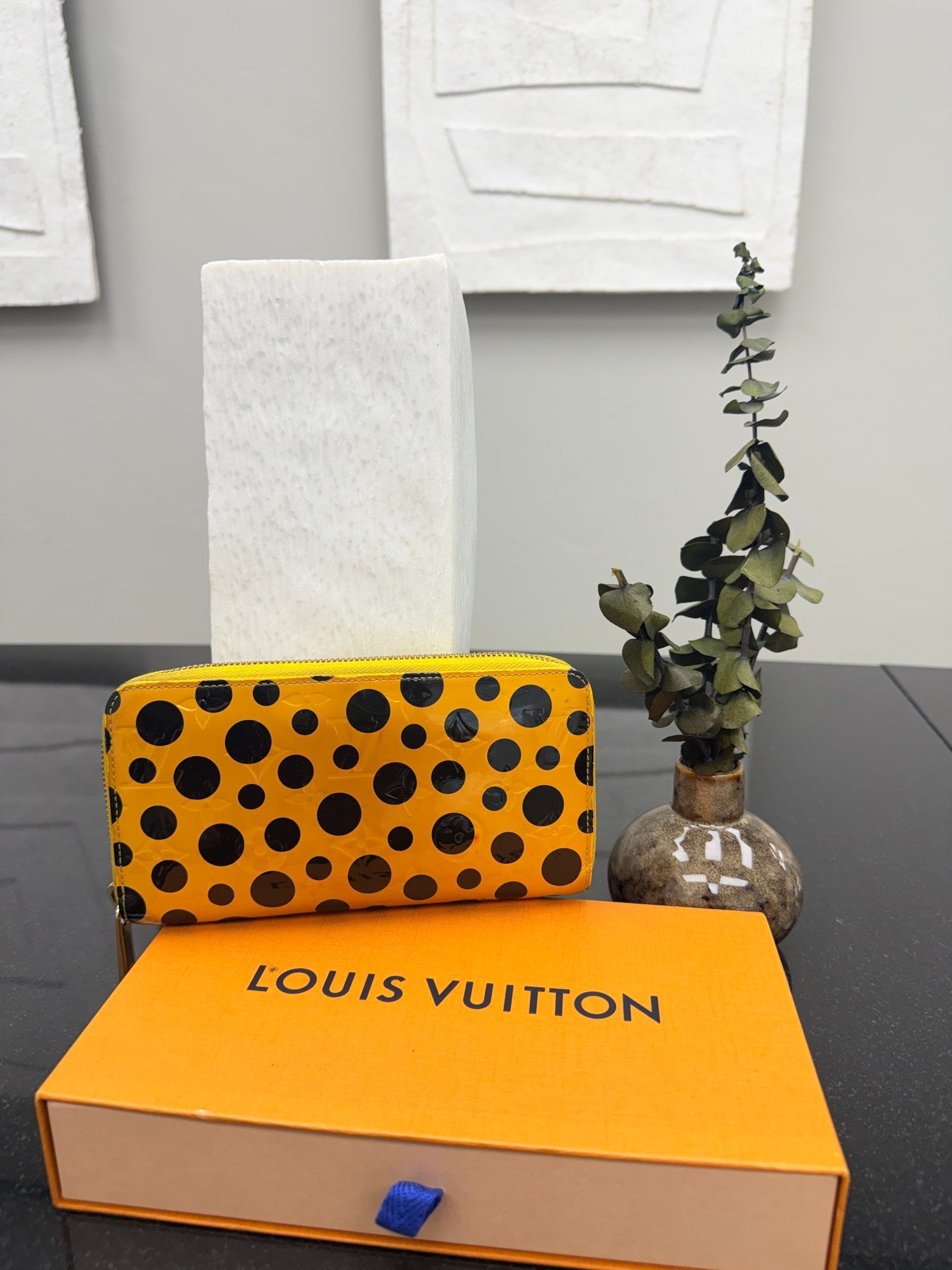 Louis Vuitton Monogram x Kusama Yellow And Black Vernis Leather Infinity Dot Zippy Wallet 