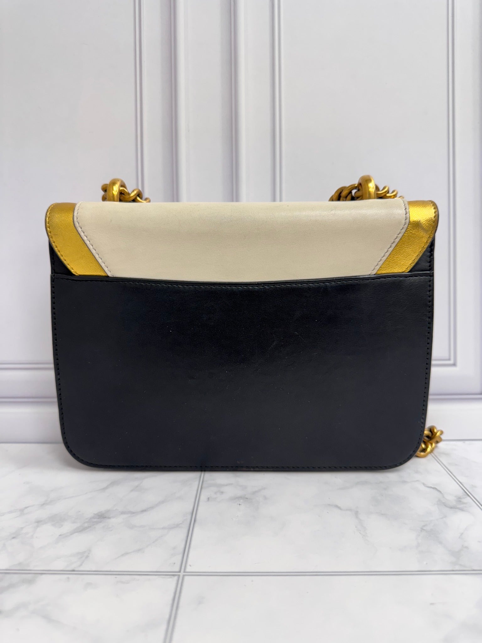 Gucci Black And Gold Leather Pearly Peony Small Chain Shoulder Bag