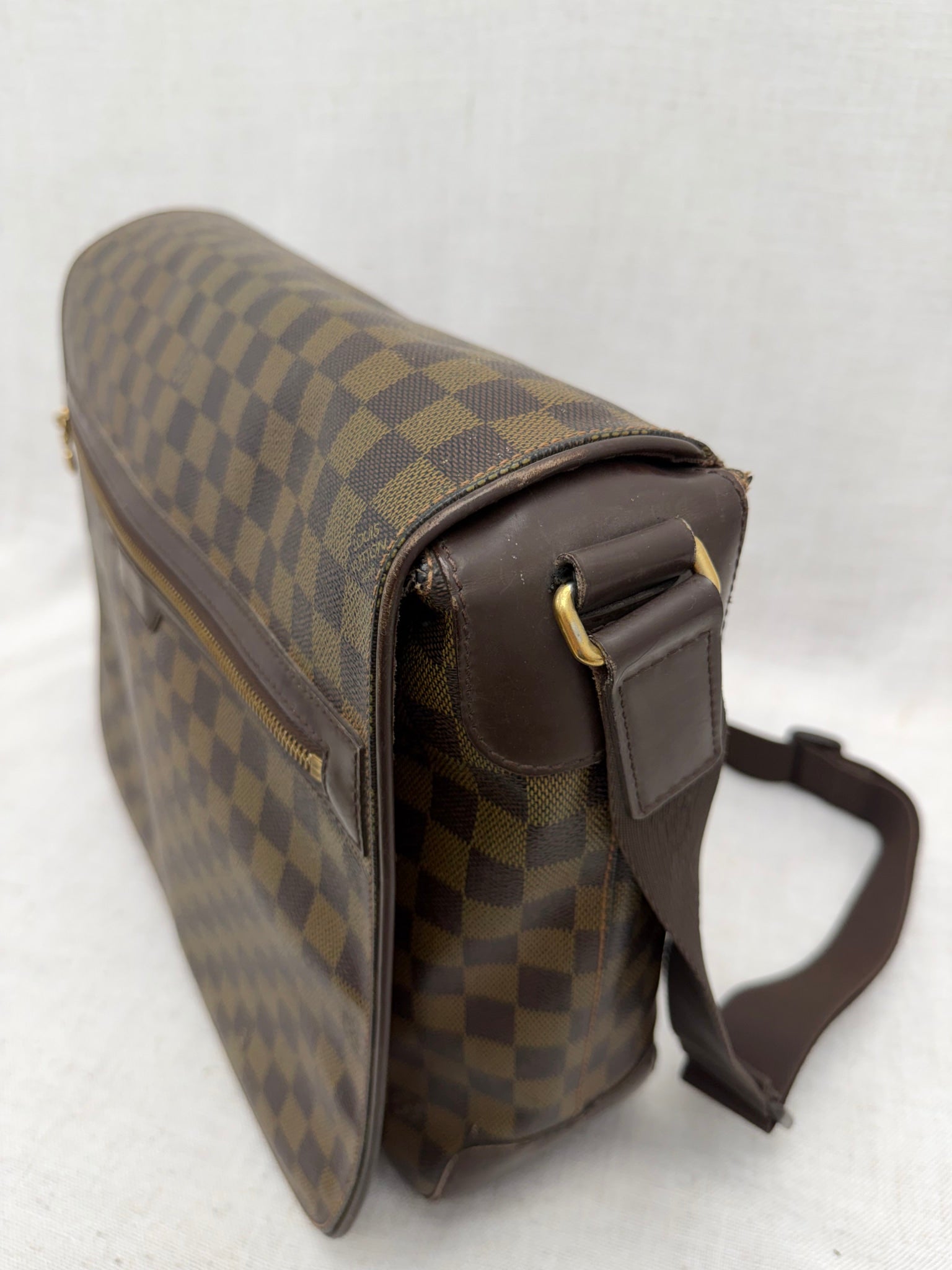 Louis Vuitton Damier Ebene Spencer Messenger Bag