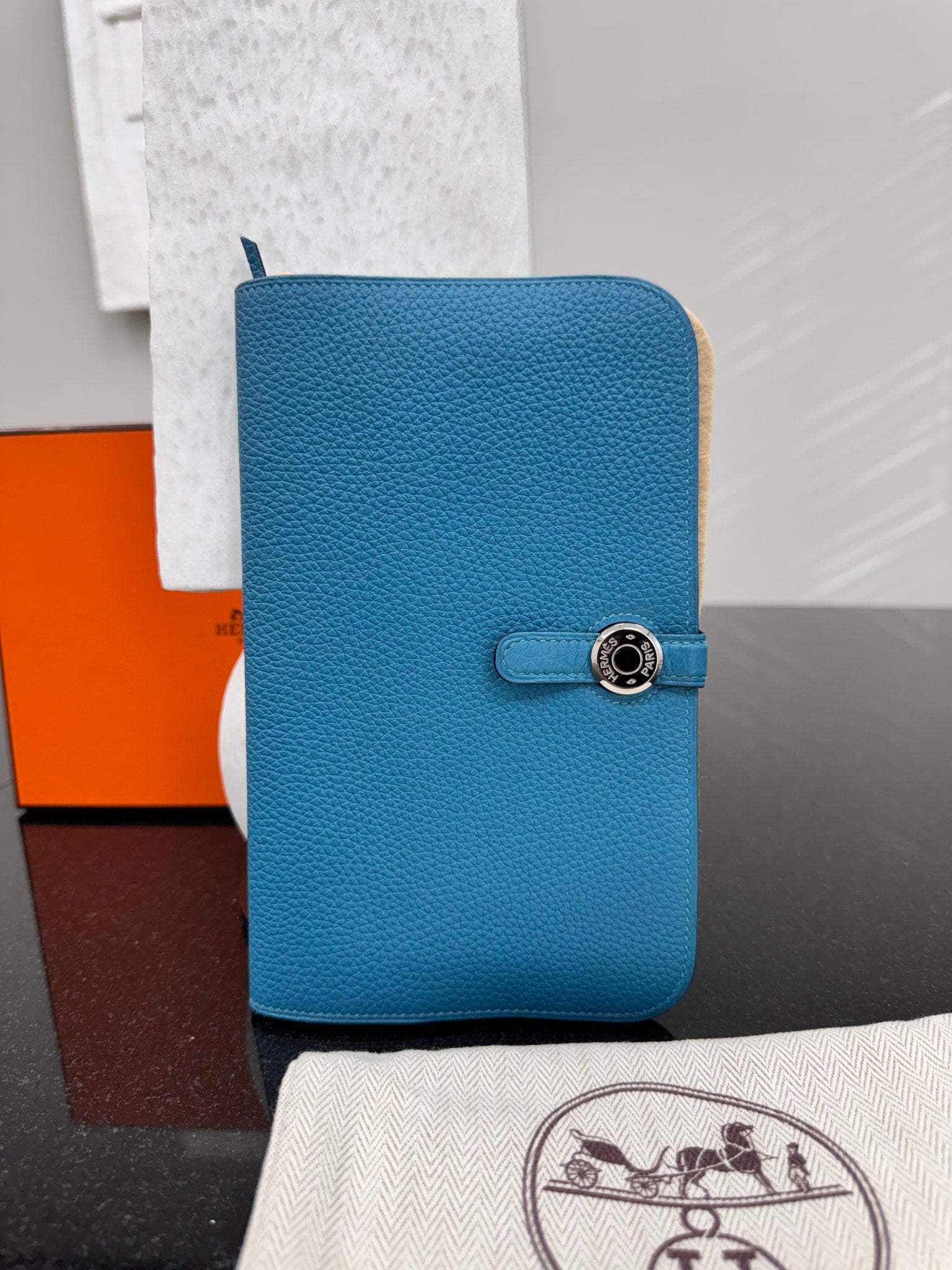 LIKE NEW - Hermes Blue Grained Leather Dogon Duo Long Wallet GM 