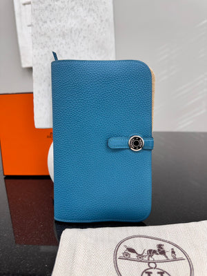 LIKE NEW - Hermes Blue Grained Leather Dogon Duo Long Wallet GM