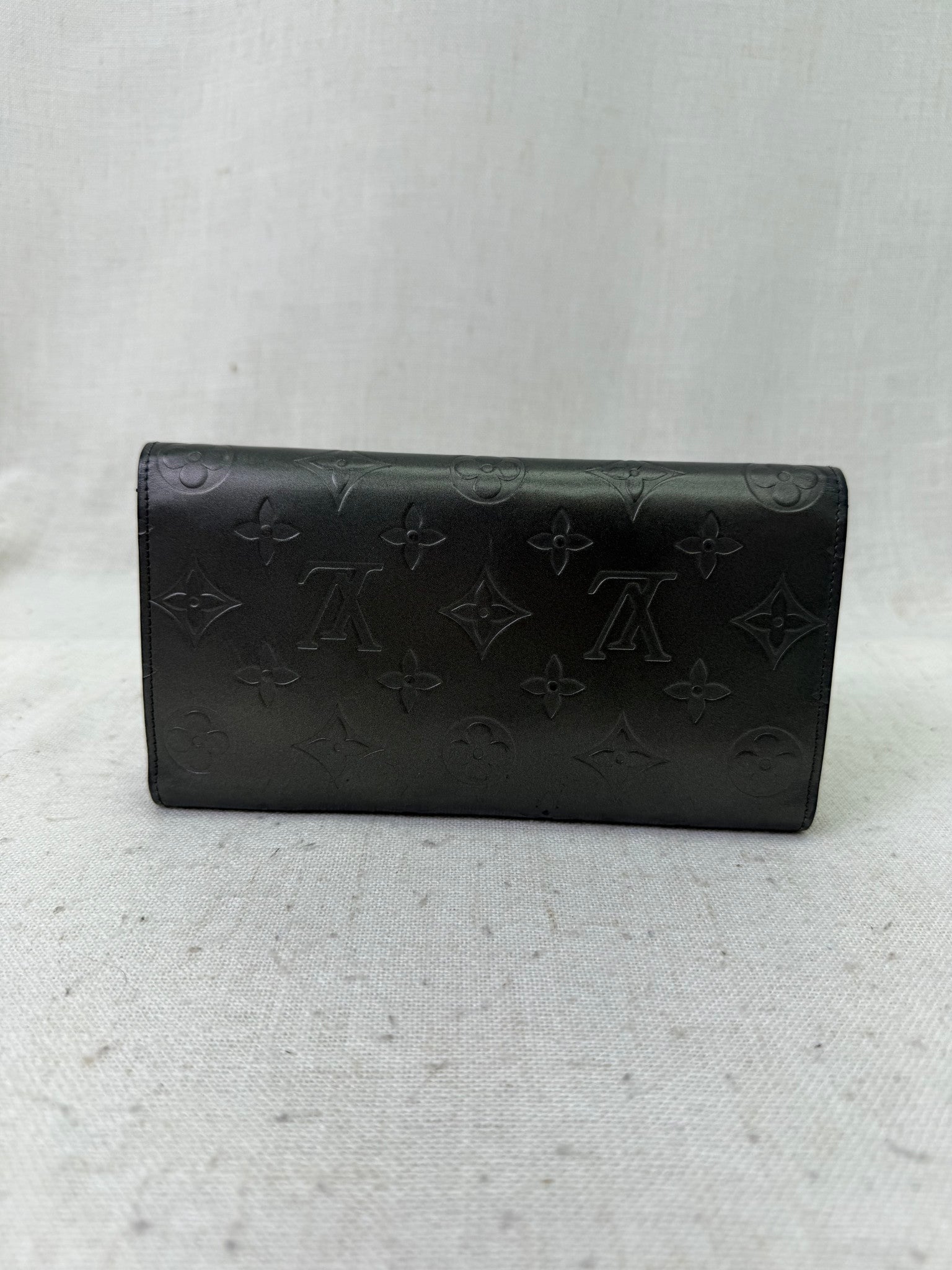 Louis Vuitton Grey Matte Vernis International Wallet