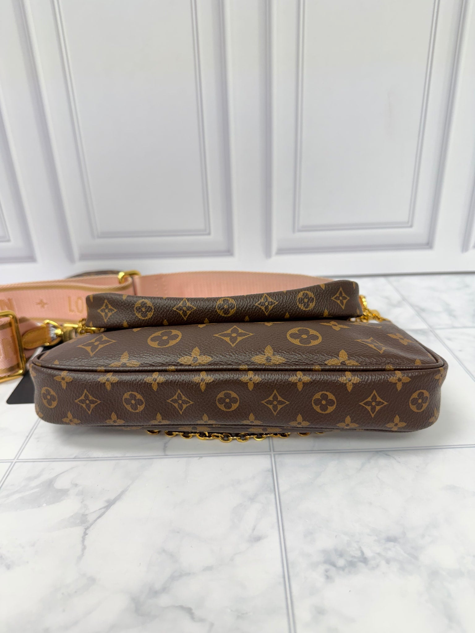 Louis Vuitton Multi Pochette Accessoires Crossbody Bag 