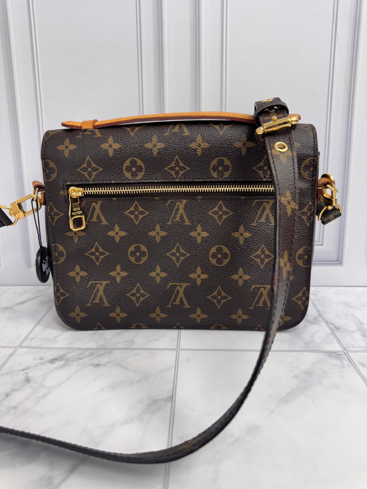 Louis Vuitton Monogram Pochette Metis Crossbody