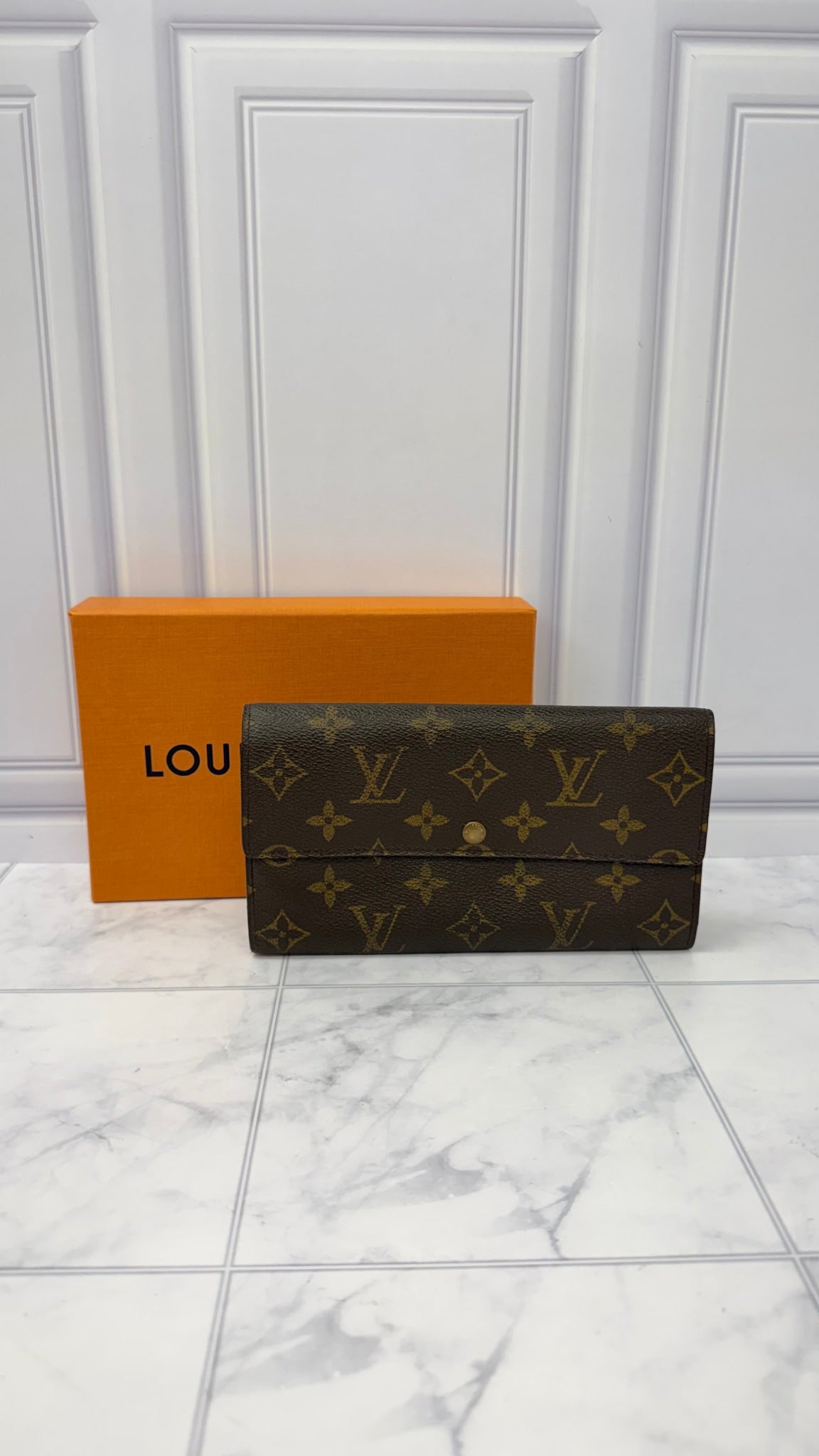 Louis Vuitton Monogram Sarah Wallet 