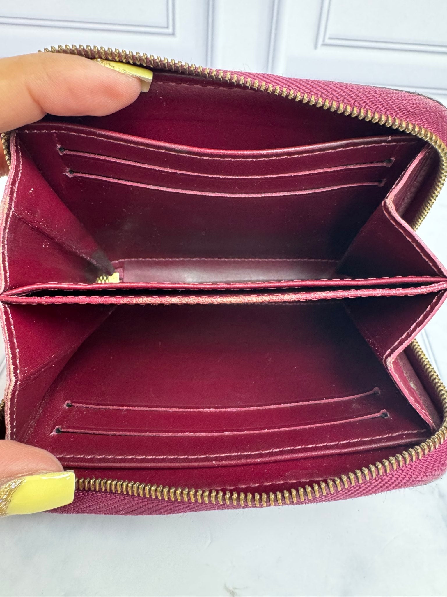 Louis Vuitton Burgundy Monogram Vernis Compact Zippy Wallet