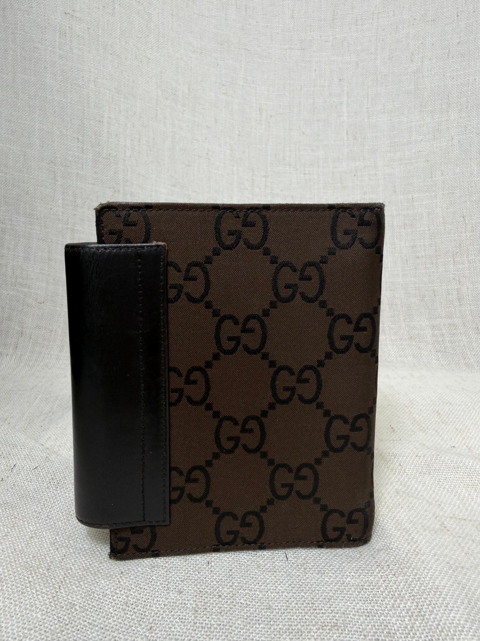 Gucci Brown Canvas Passport Agenda Cover