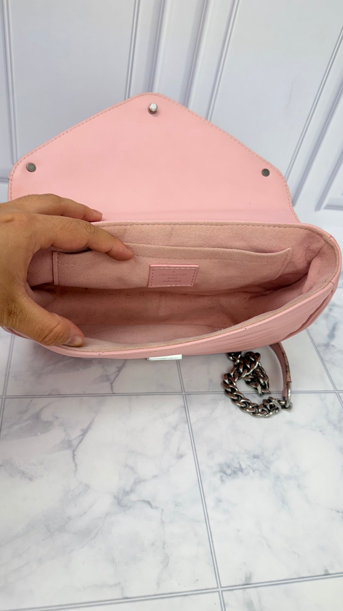 Louis Vuitton Light Pink Leather New Wave MM Chain Shoulder Bag 