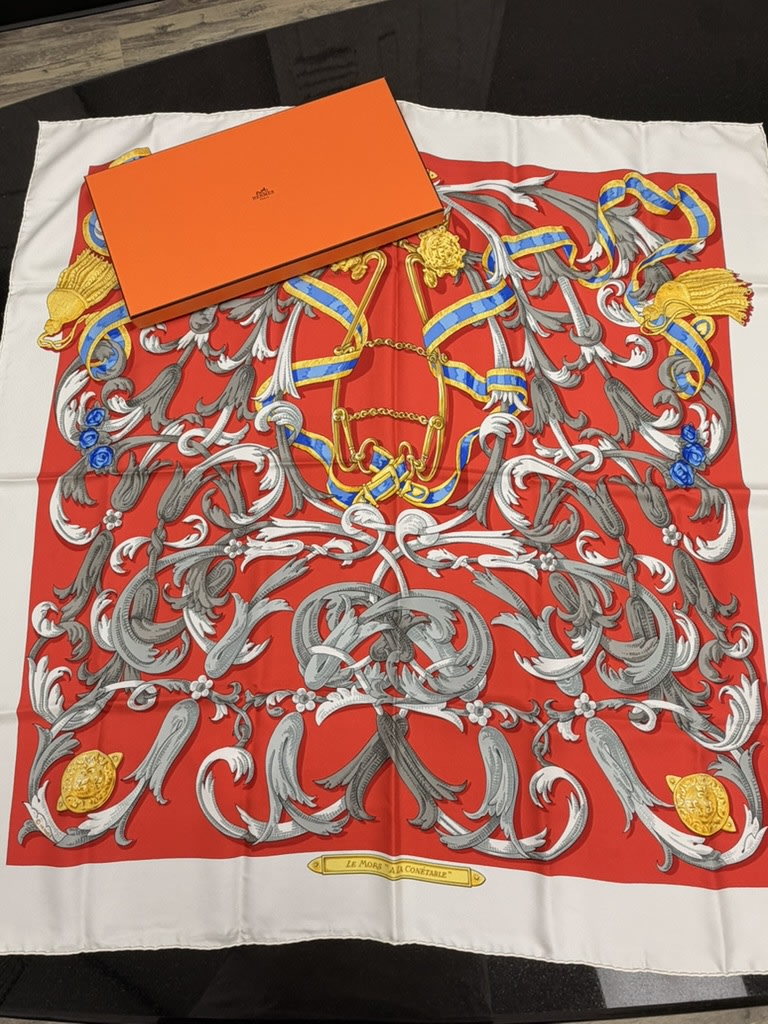 Hermes Le Mors a La Conetable Carre 90 Silk Scarf