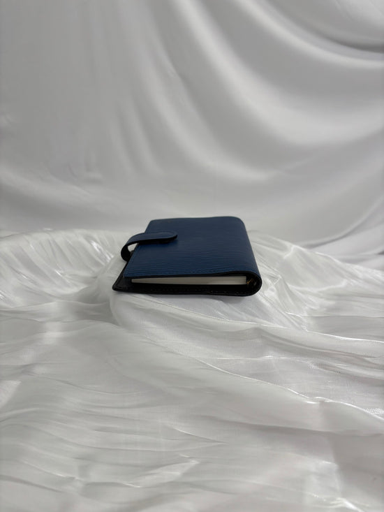 https://res.cloudinary.com/dyql5hig8/image/upload/v1759769486/sgykcxci25e3ikiknng3.jpg