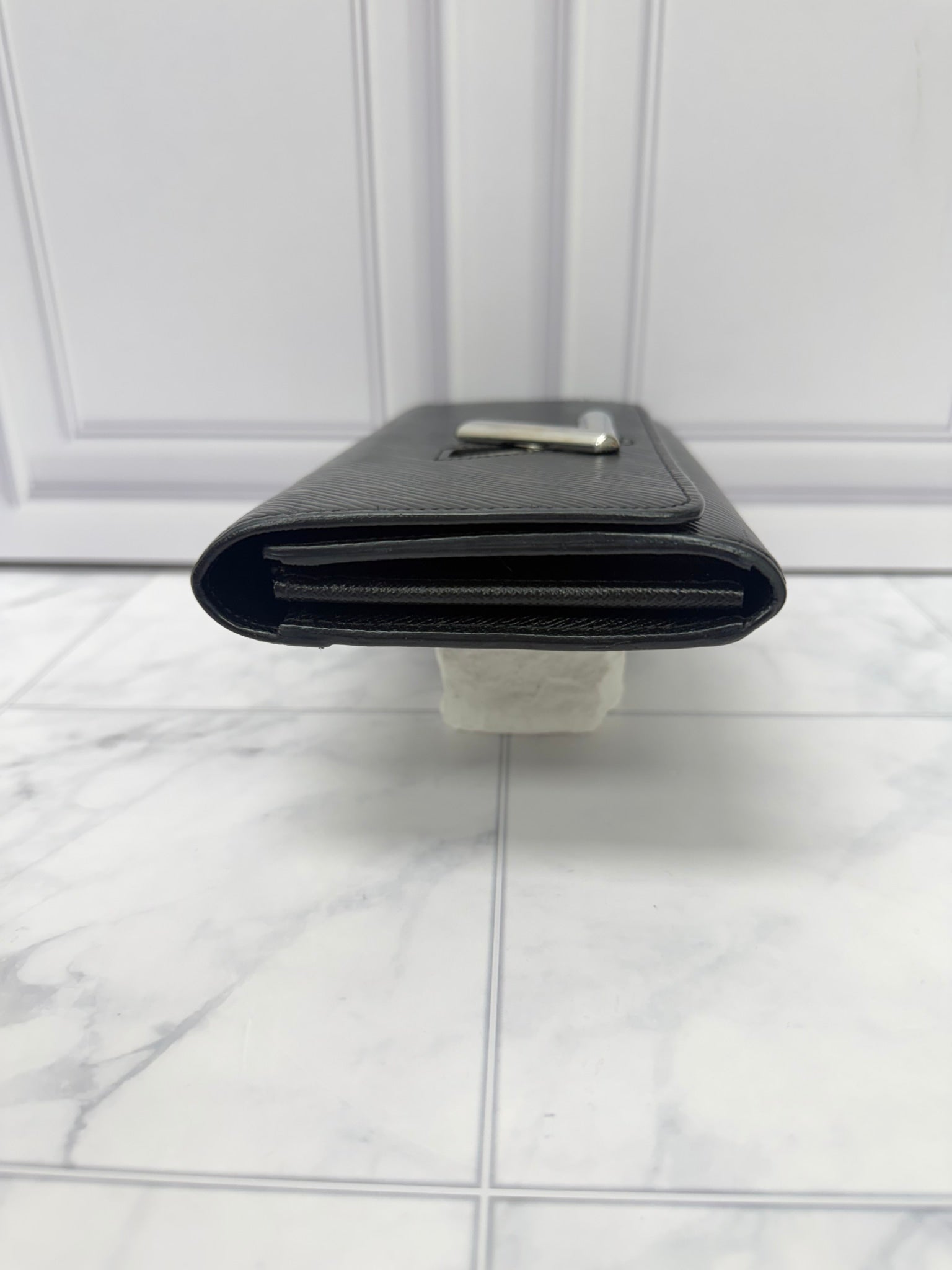 Louis Vuitton Black Epi Leather Twist Wallet 