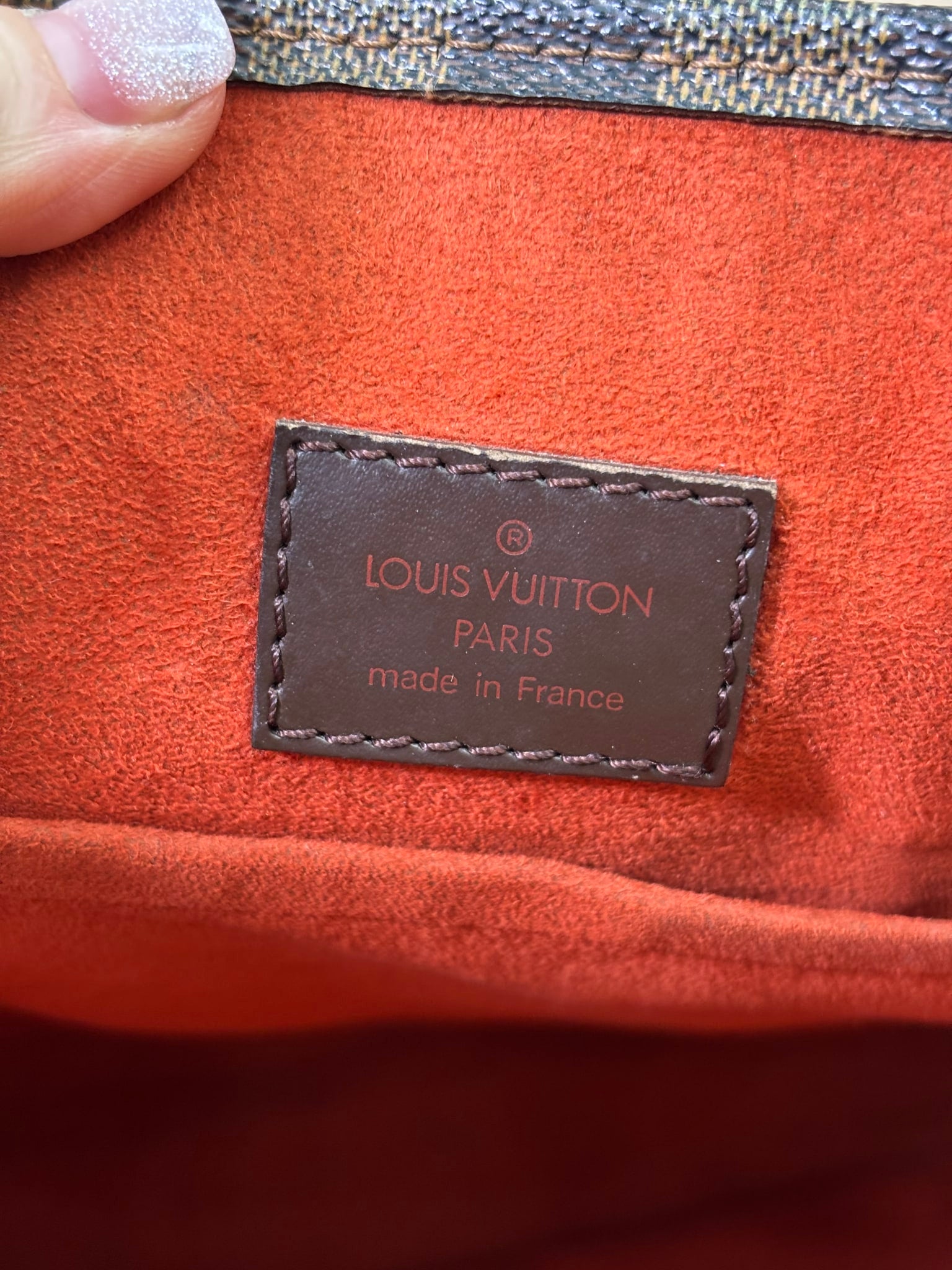 https://res.cloudinary.com/dyql5hig8/image/upload/v1758043982/shszcffhaf0iwhc5kbde.jpg