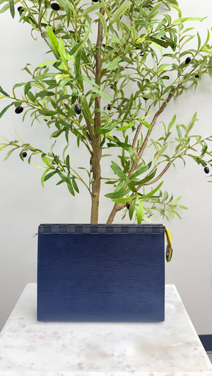 Louis Vuitton Navy Blue Epi Leather Pochette Voyage MM Clutch Bag