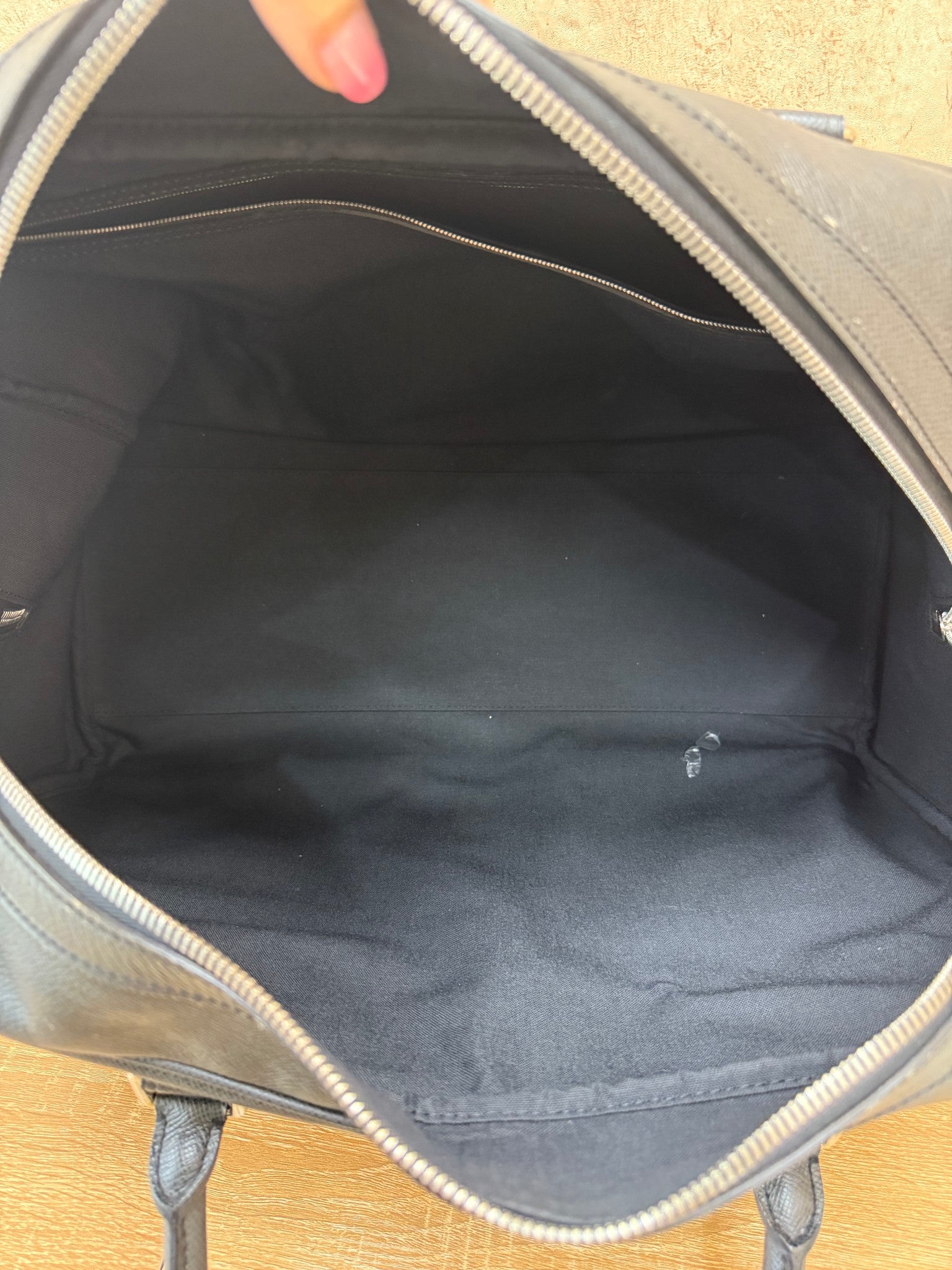 Louis Vuitton Black Taiga Ivan Carry On