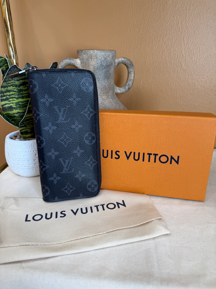 Louis Vuitton Monogram Eclipse  Vertical Zippy Organizer 