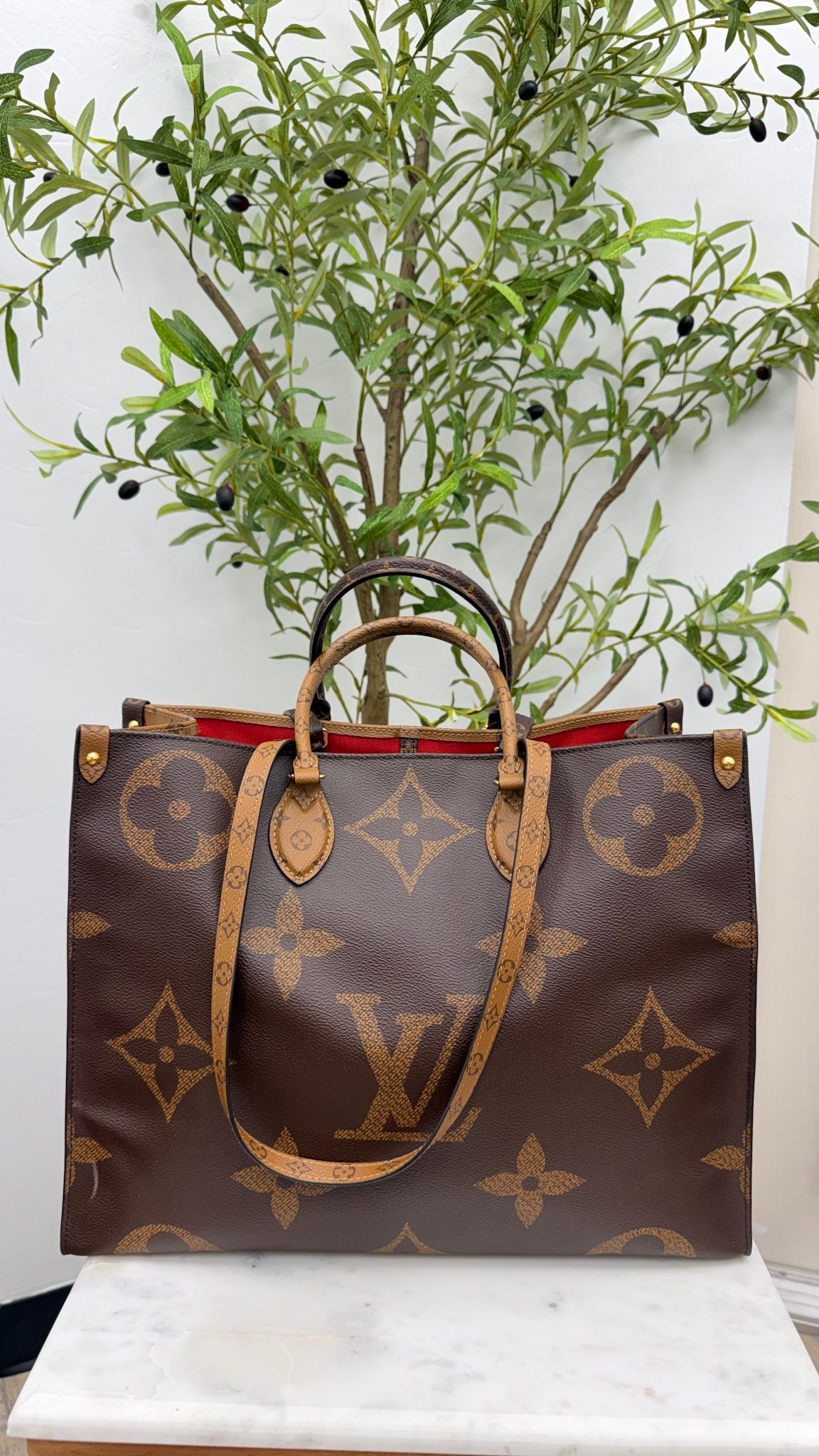 Louis Vuitton Monogram On The Go GM Tote Bag 