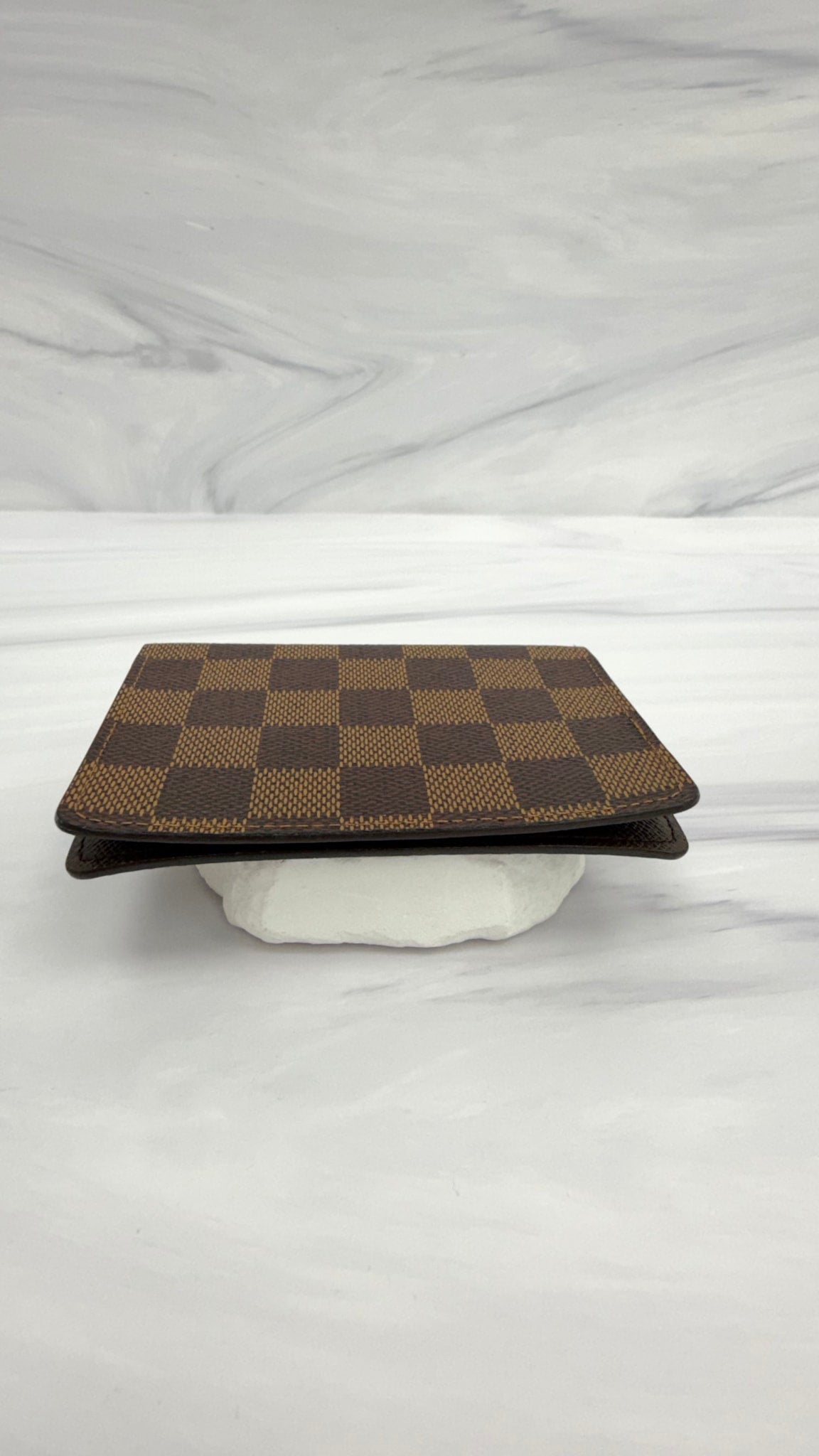 Louis Vuitton Damier Ebene Card Holder