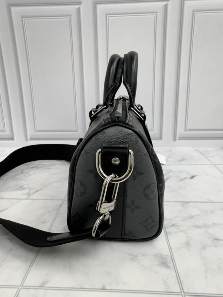 Louis Vuitton Monogram Eclipse Reverse Keepall Bandouliere 25