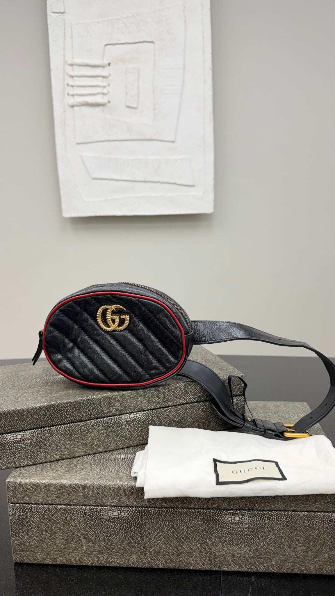 Gucci Black Leather GG Marmont Belt Bag Size 85