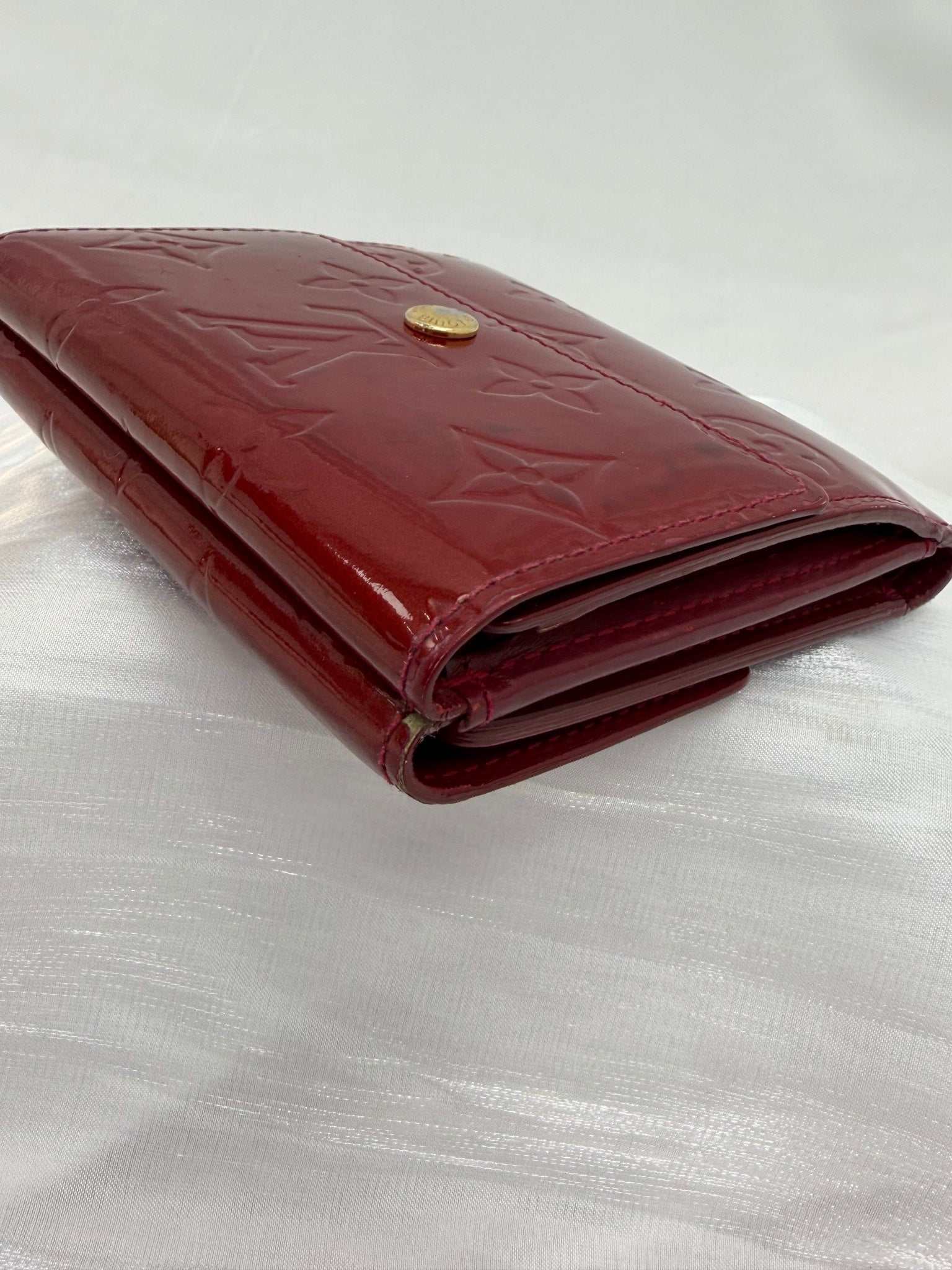 Louis Vuitton Red Vernis Elise Wallet