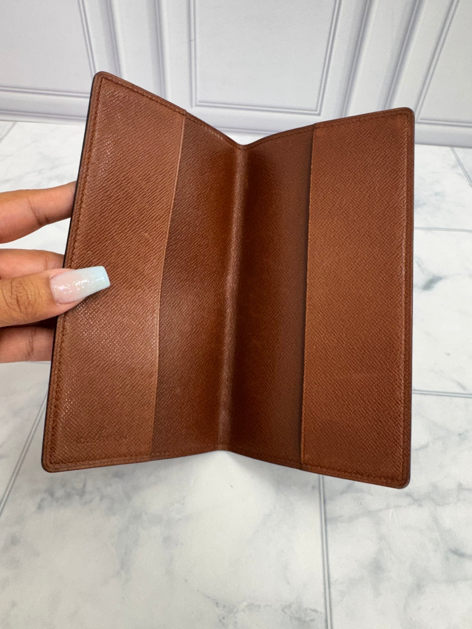 Louis Vuitton Monogram Checkbook Cover