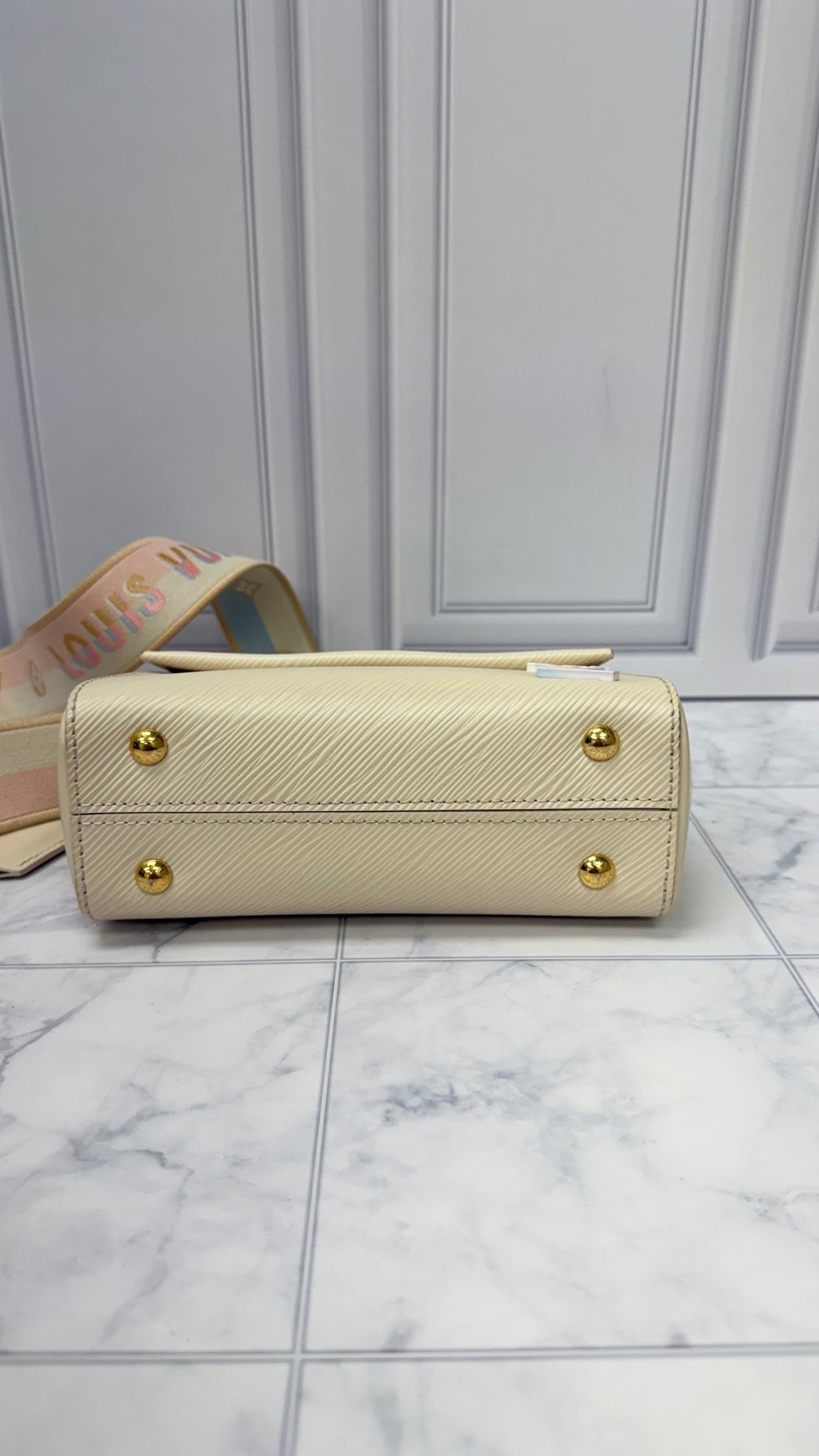 Louis Vuitton Cream Epi Leather Cluny Mini Handbag 