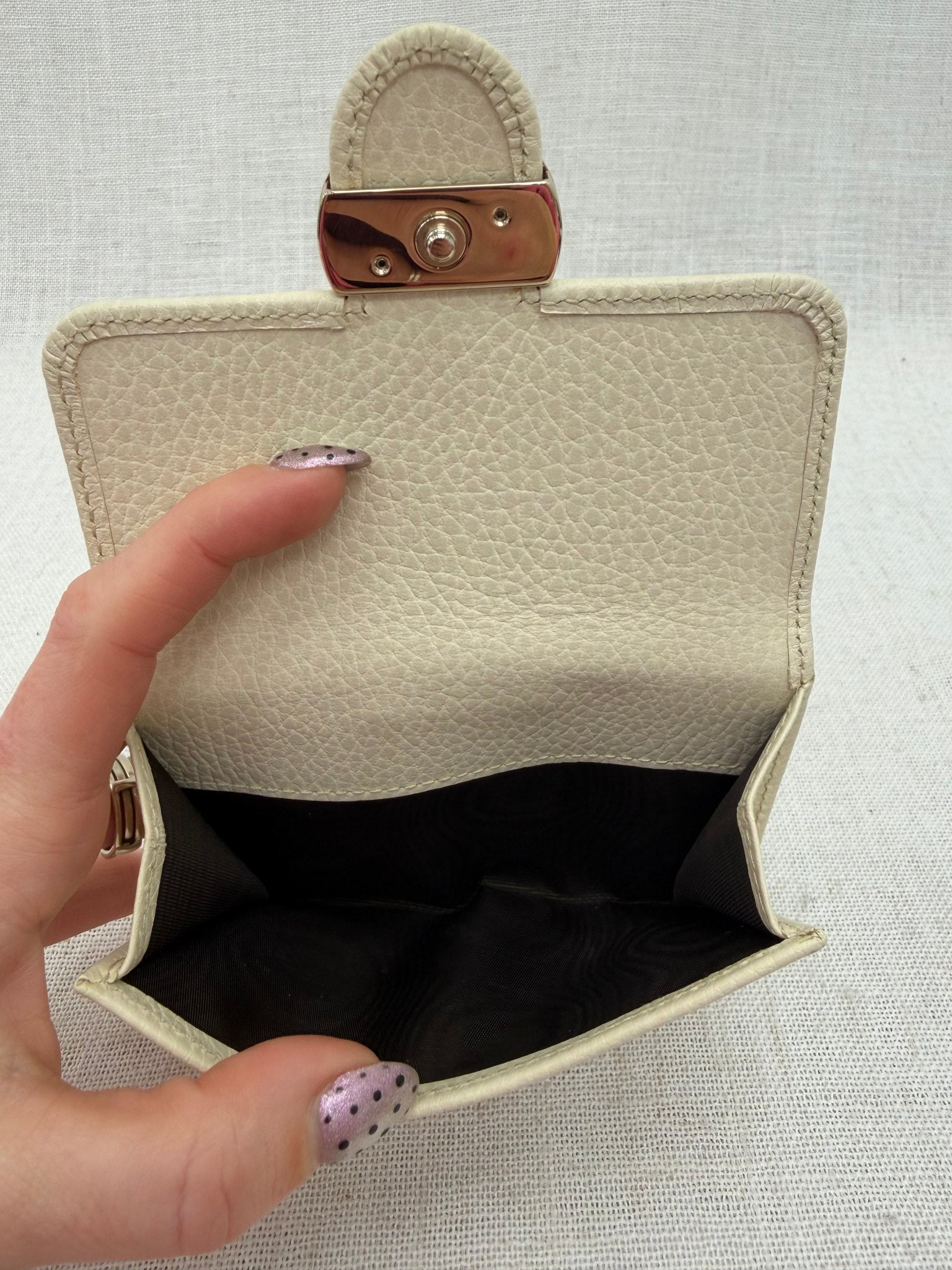 Gucci Ivory Leather Interlocking G Compact Wallet