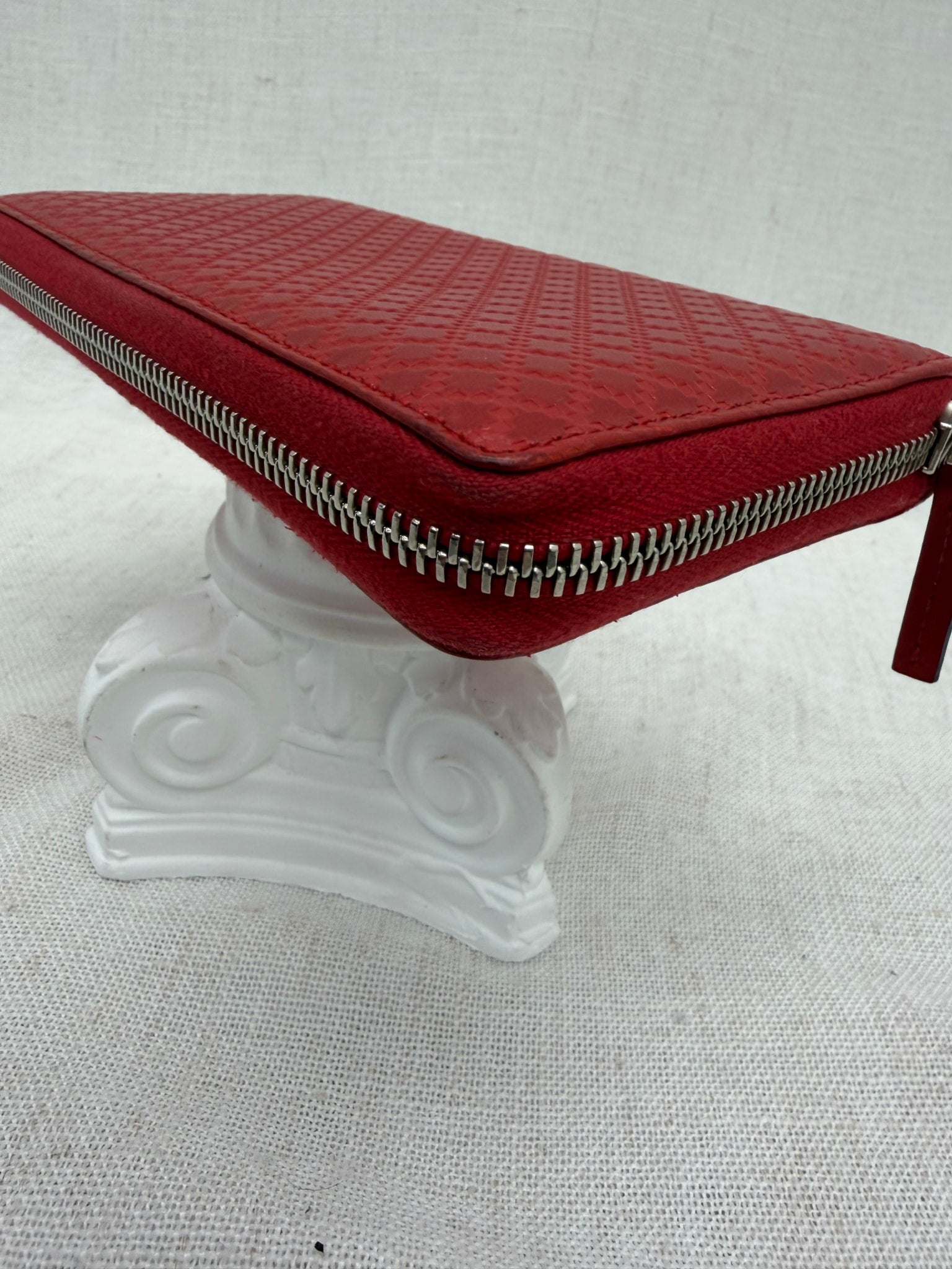 Gucci Red Diamante Leather Zippy Wallet