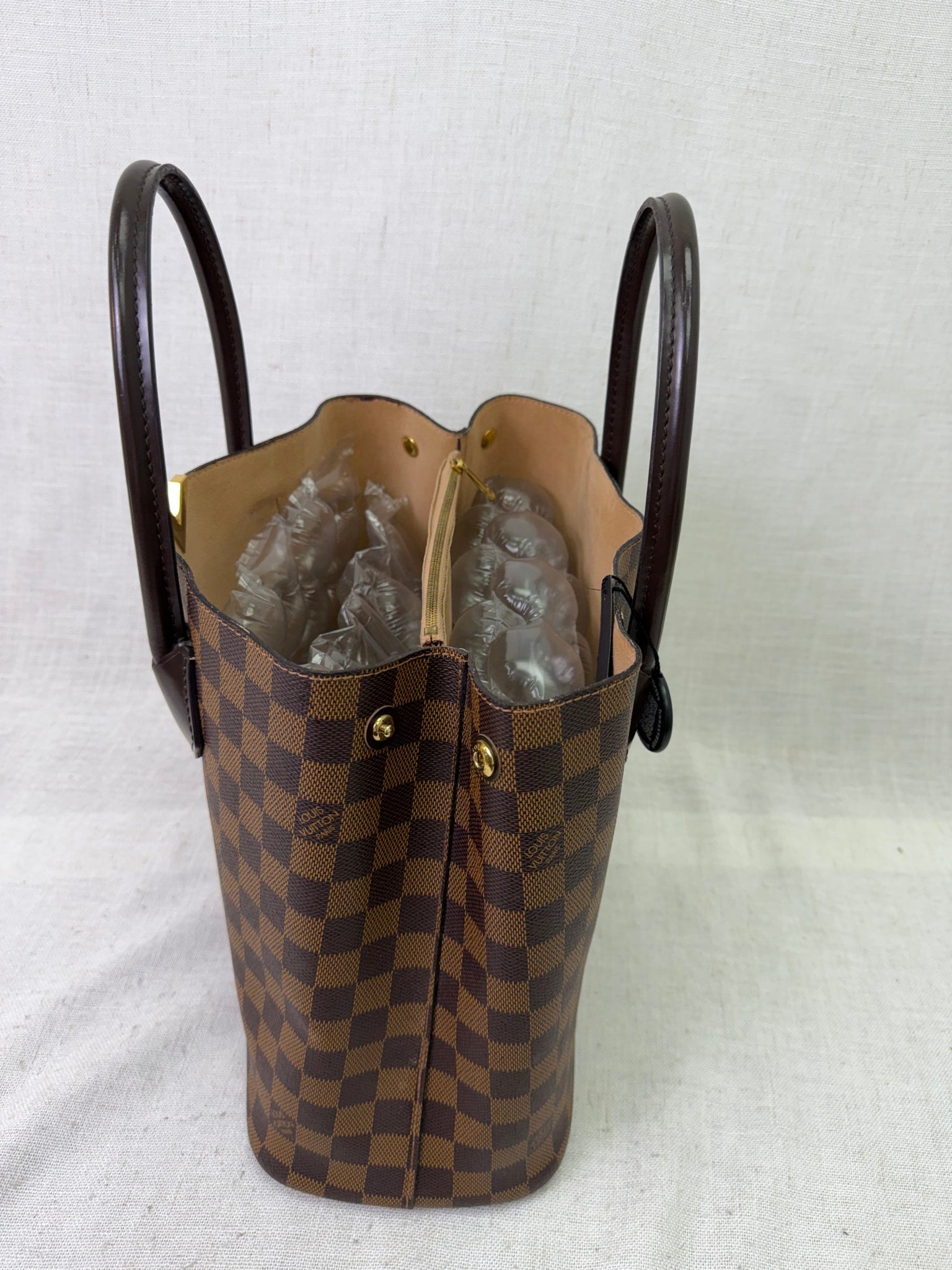 Louis Vuitton Damier Ebene Kensington V Bag