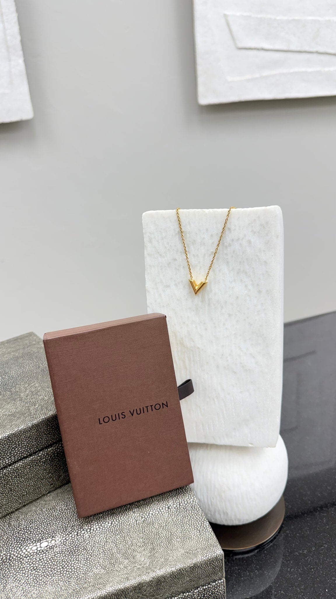Louis Vuitton Gold V Essential Necklace