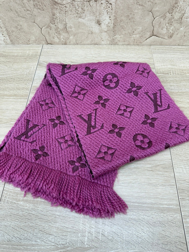  Louis Vuitton Cherry Pink Logomania Scarf Wool Scarf