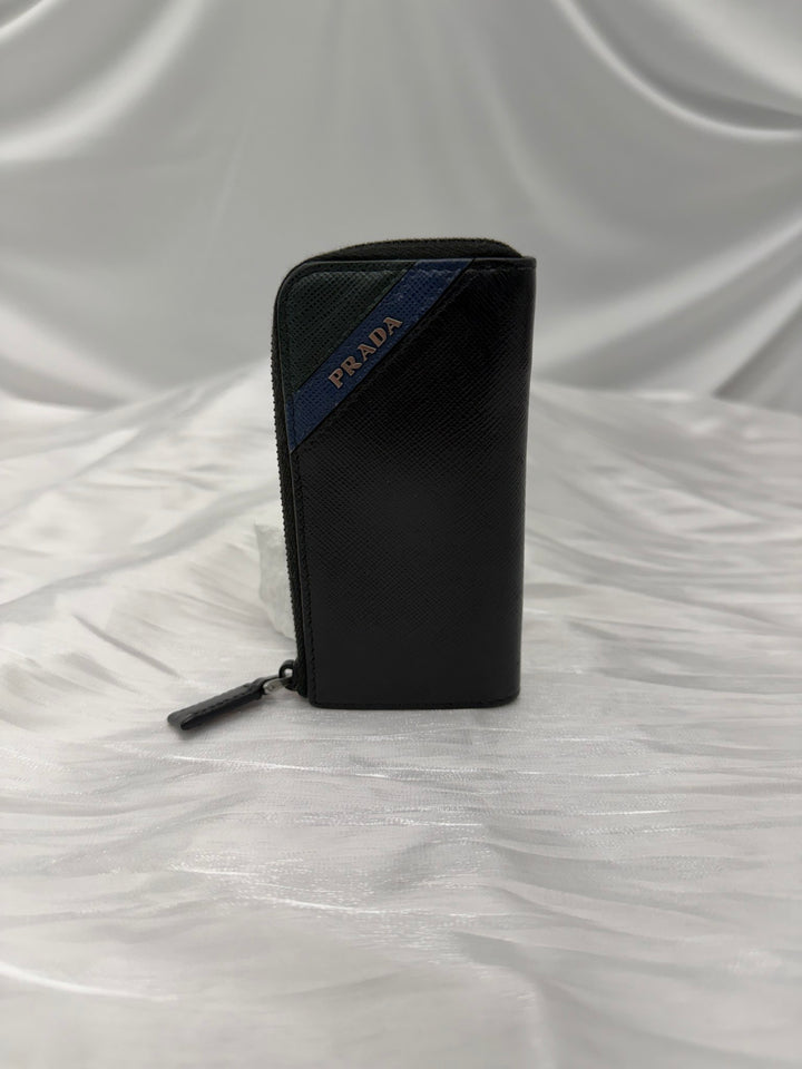 https://res.cloudinary.com/dyql5hig8/image/upload/v1760031658/sxzfcntbyvl43xybdnvb.jpg