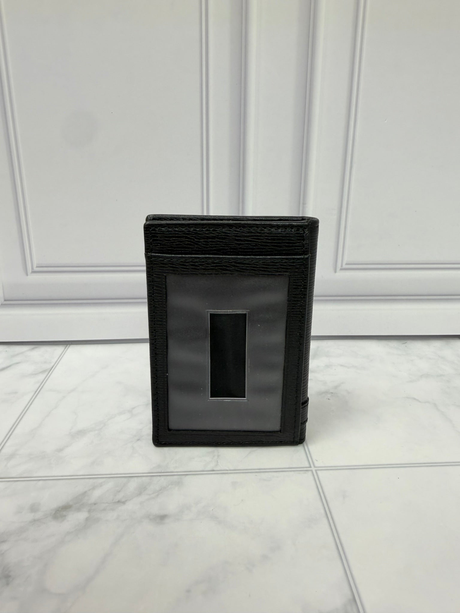 LIKE NEW - Gucci Black Leather Pocket Organizer 
