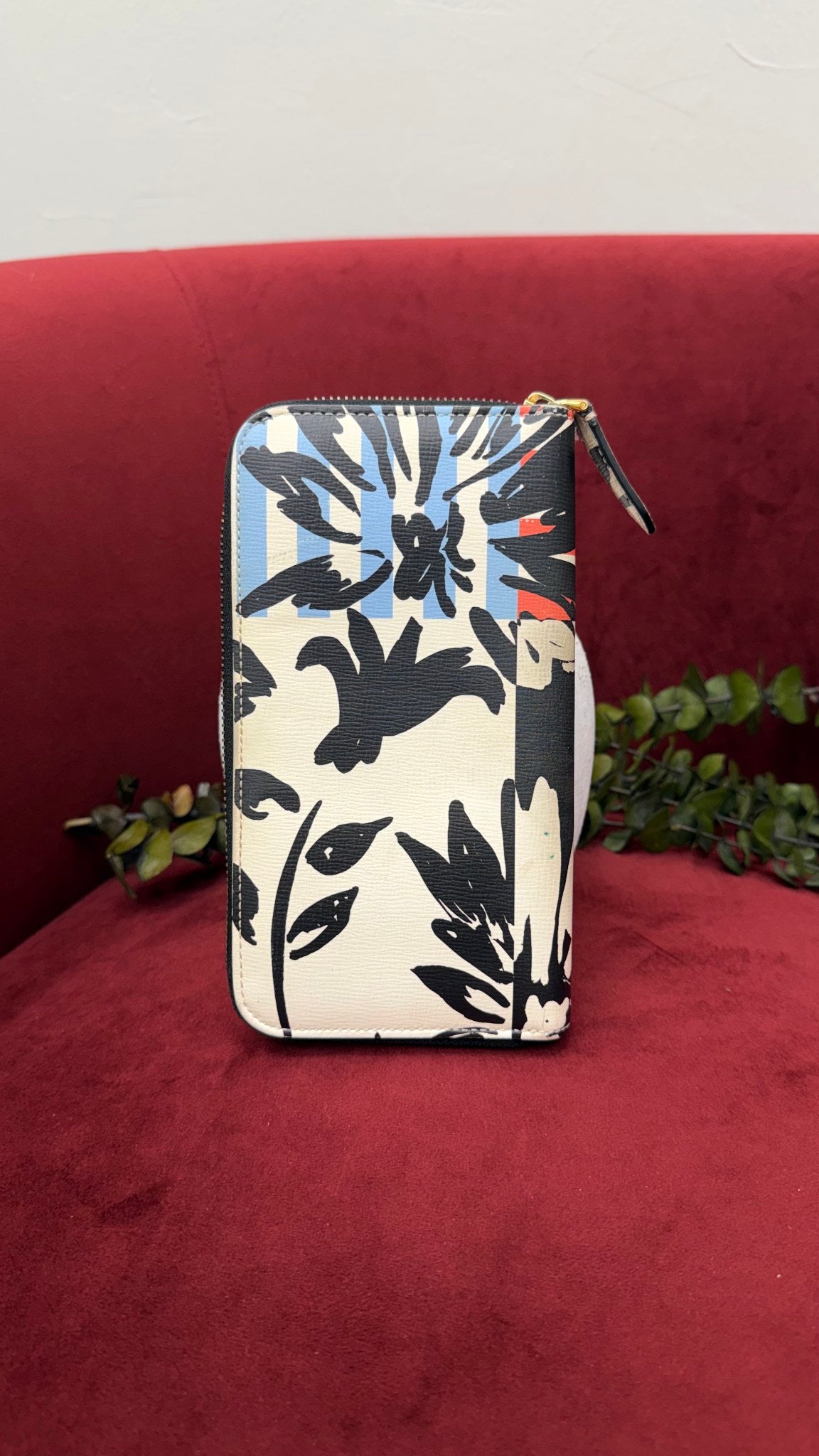 Burberry Multicolor Tropical Printed Leather Zippy Wallet