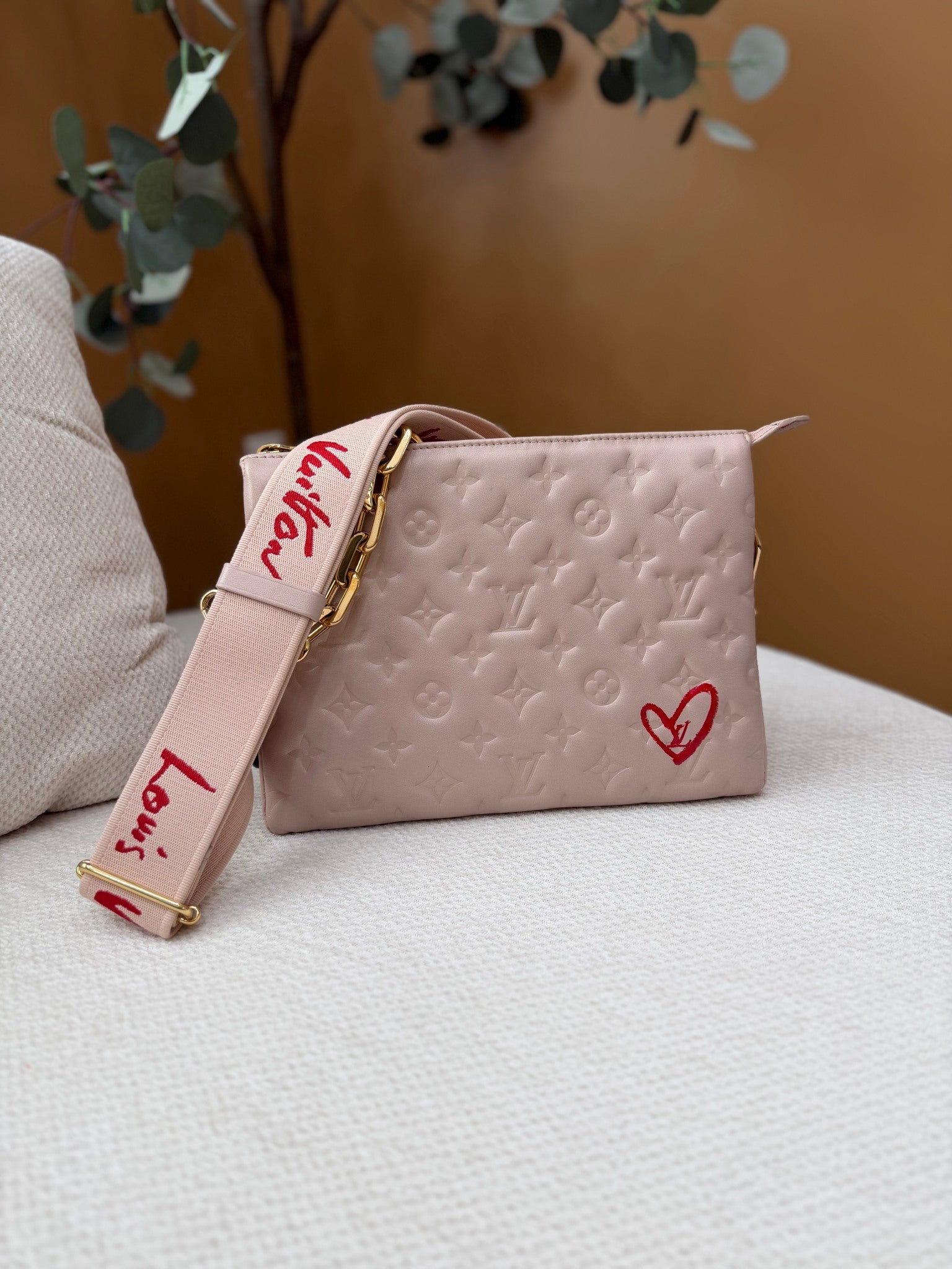 Louis Vuitton Pink Metallic Dragee Leather Fall In Love Coussin PM Bag