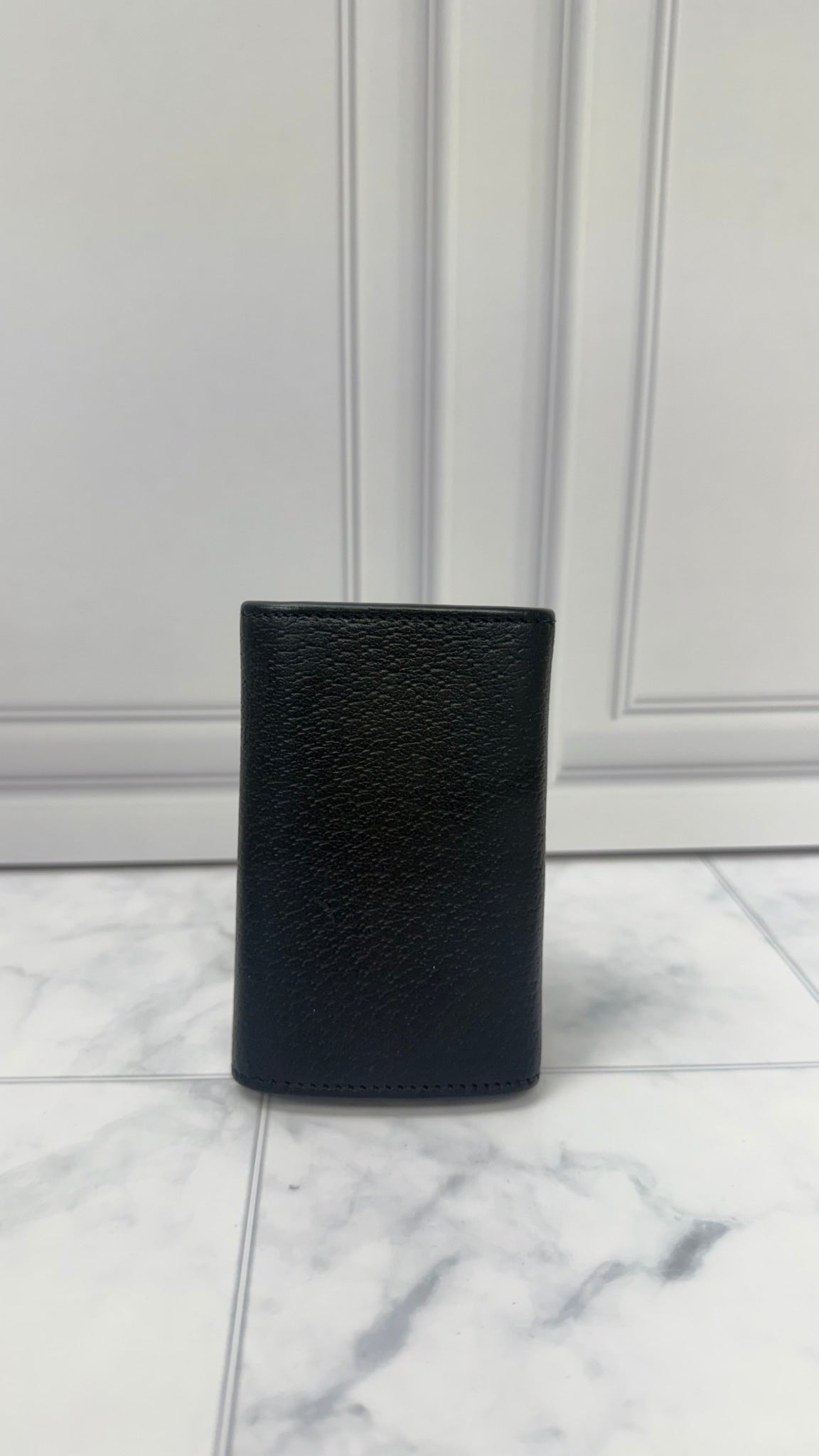 Gucci Black Leather GG Marmont 6 Key Case