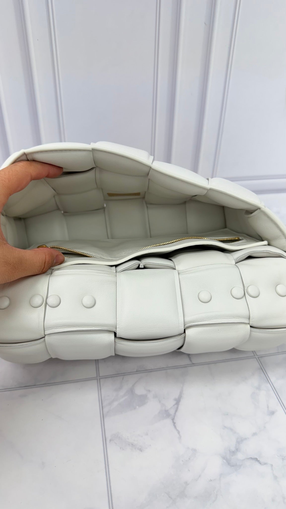 LIKE NEW - Bottega Veneta White Padded Maxi Intrecciato Leather Cassette Chain Crossbody Bag 