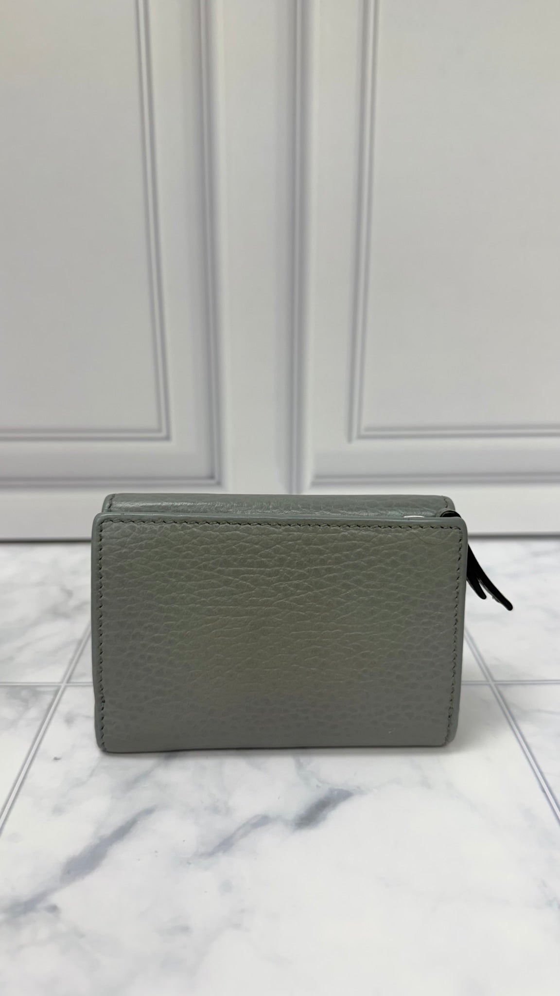 Gucci Grey Grained Leather GG Marmont Wallet 
