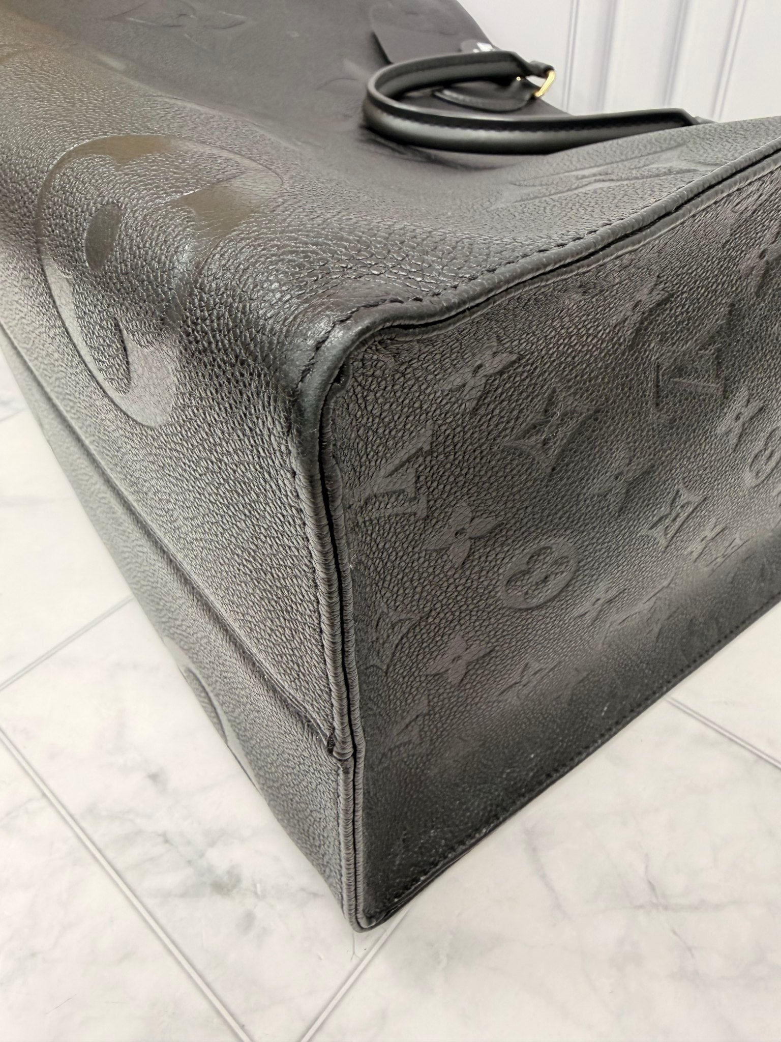 Louis Vuitton Black Empreinte Leather OntheGo GM 