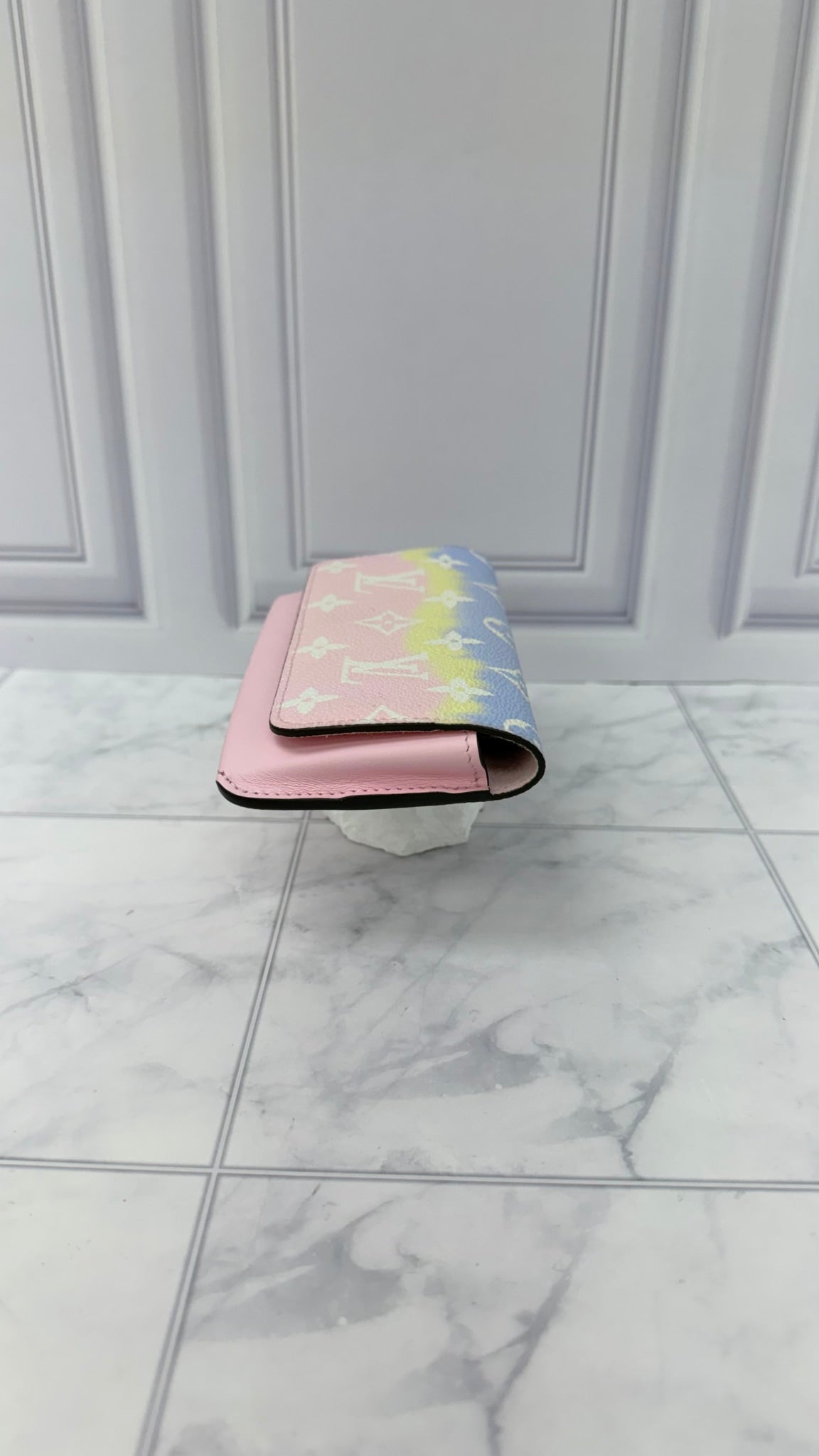 Louis Vuitton Pastel Multicolor Monogram Escale Woody Glasses Case 